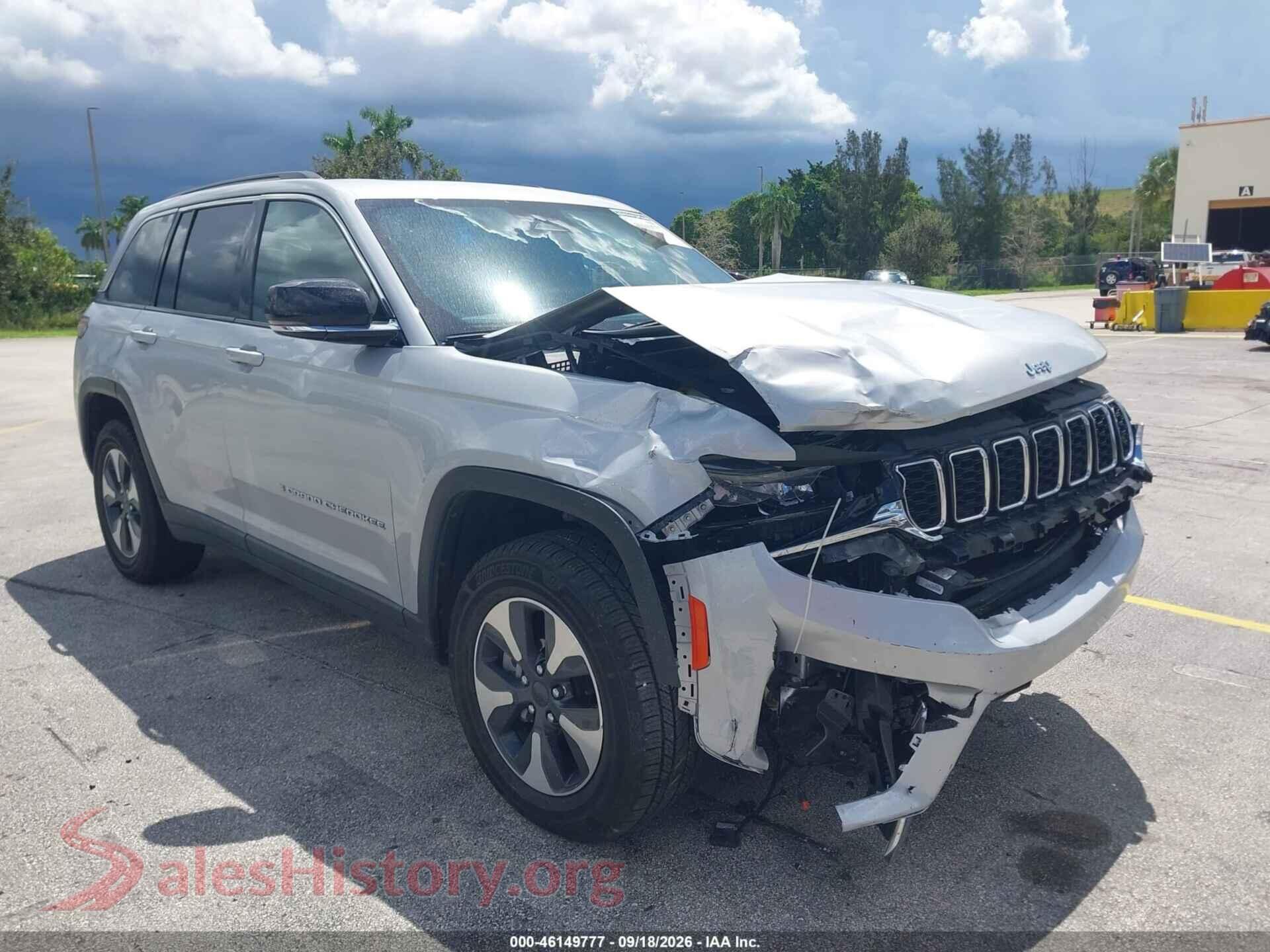 2024 JEEP GRAND CHEROKEE 4XE — VIN 1C4RJYB67RC121074