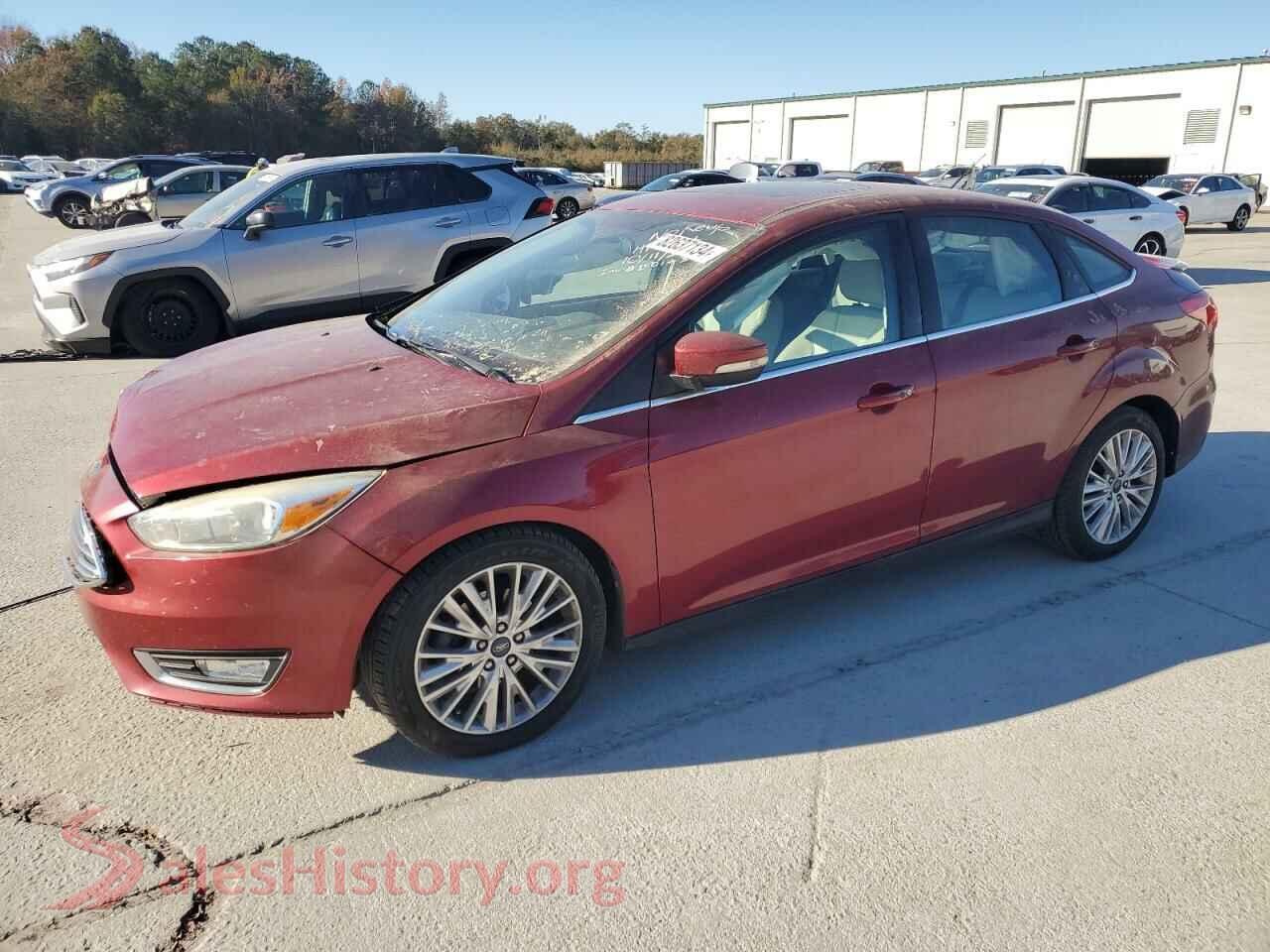 2017 FORD FOCUS — VIN 1FADP3J2XHL287801