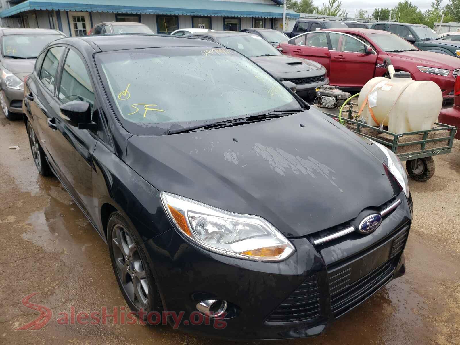 2014 FORD FOCUS — VIN 1FADP3K21EL318847