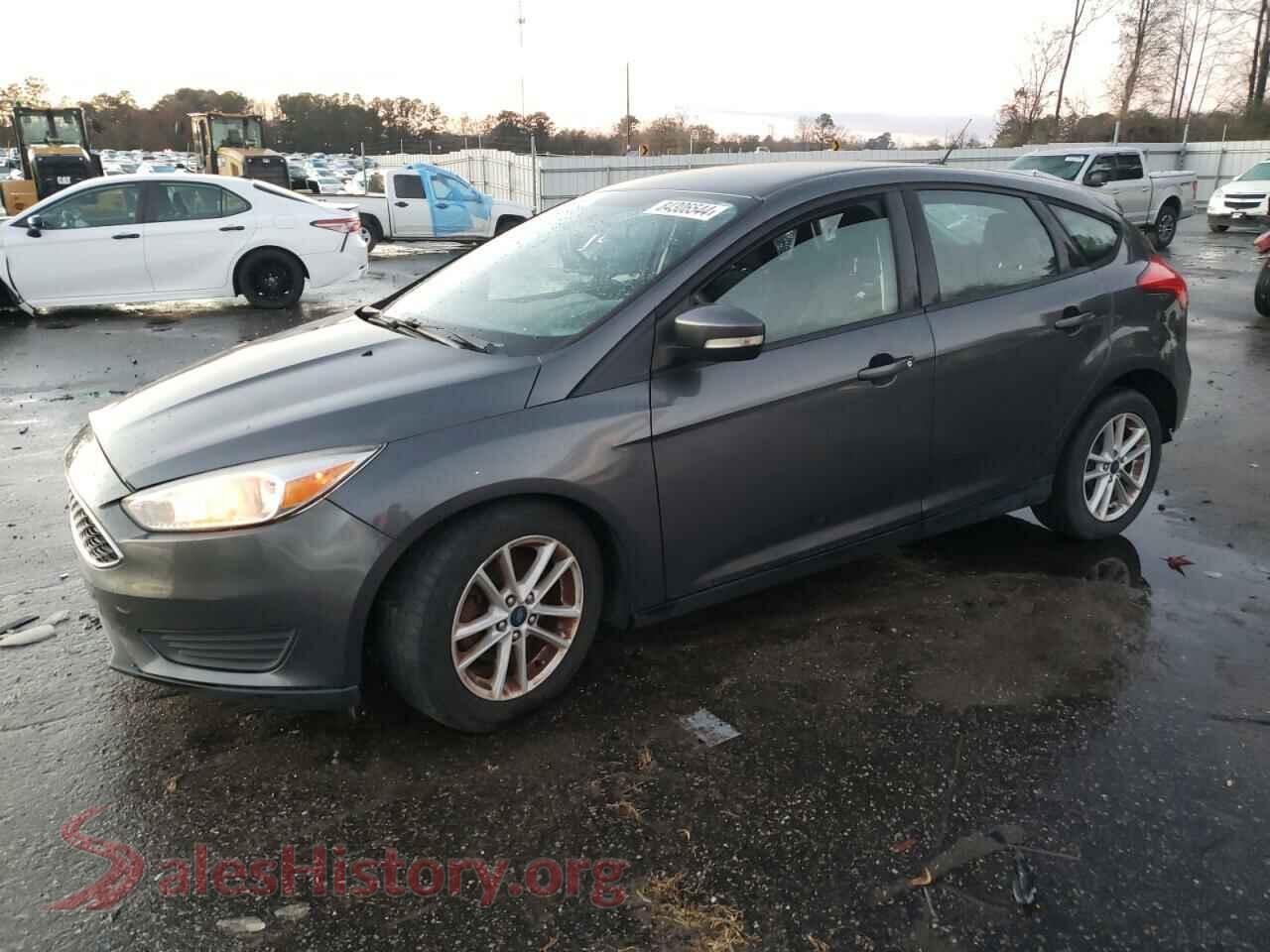 2017 FORD FOCUS — VIN 1FADP3K23HL227356