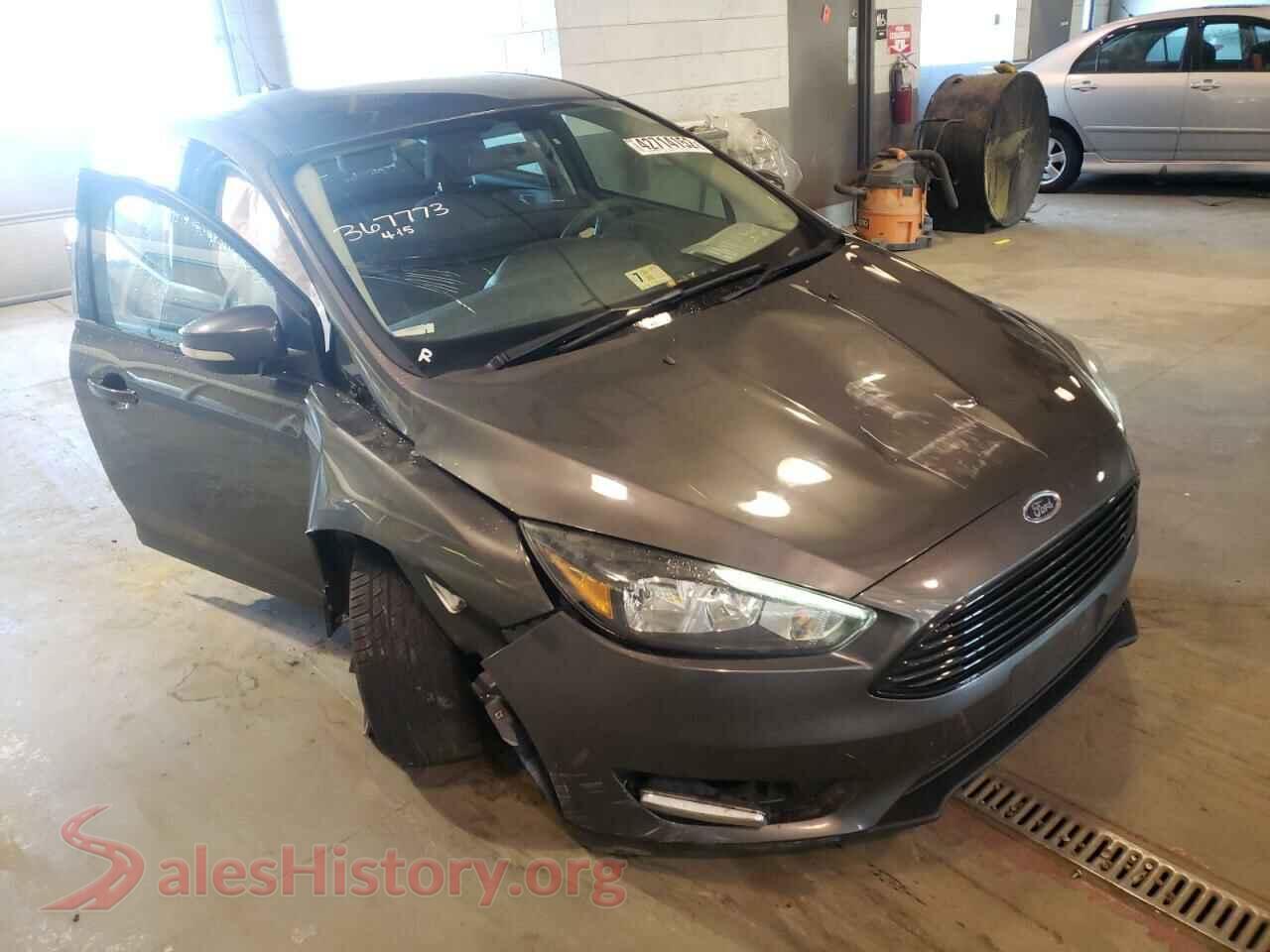 2016 FORD FOCUS — VIN 1FADP3KE6GL211192