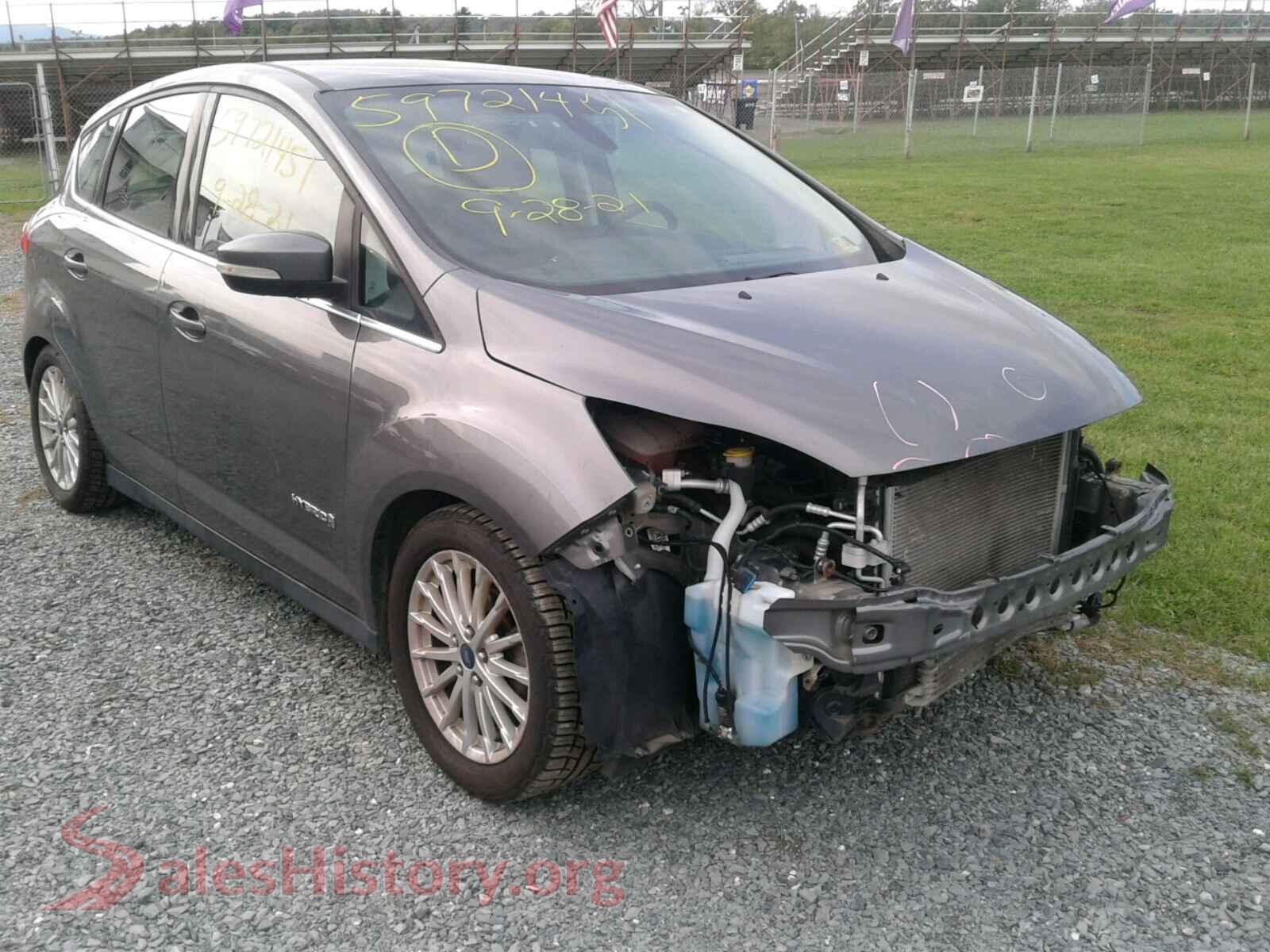 2013 FORD CMAX — VIN 1FADP5BU2DL512752