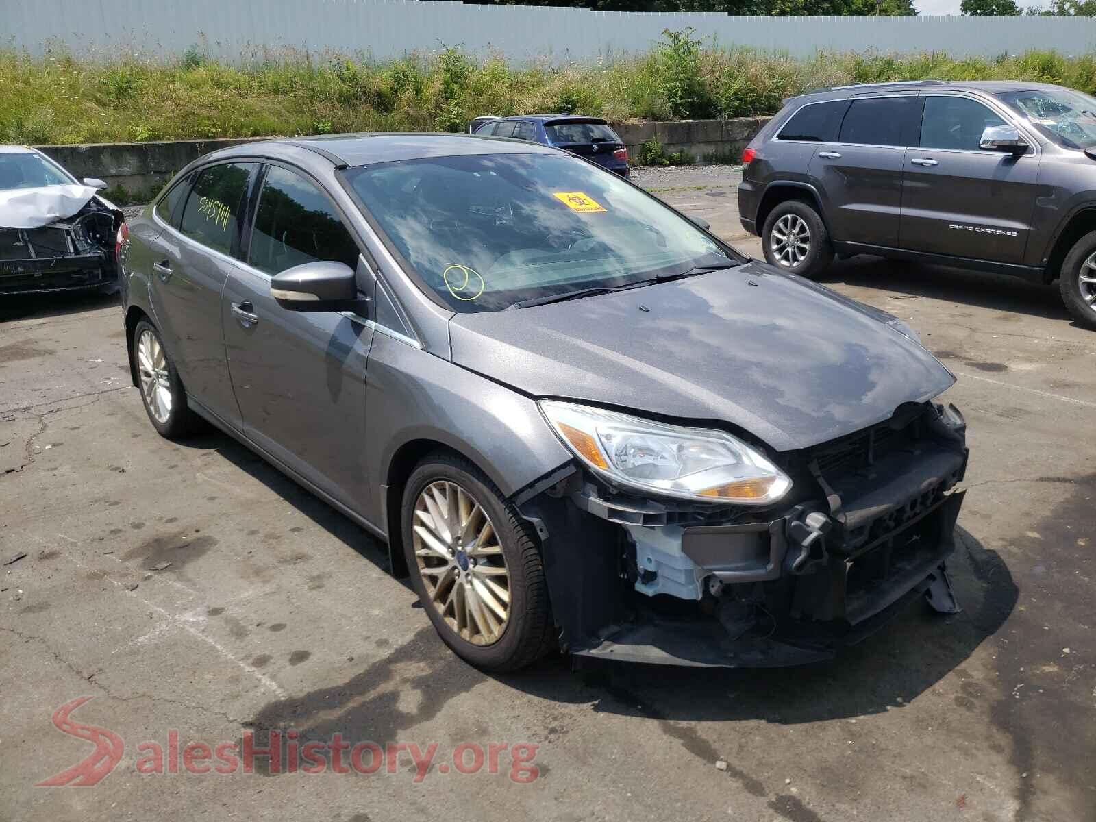 2012 FORD FOCUS — VIN 1FAHP3H23CL306852