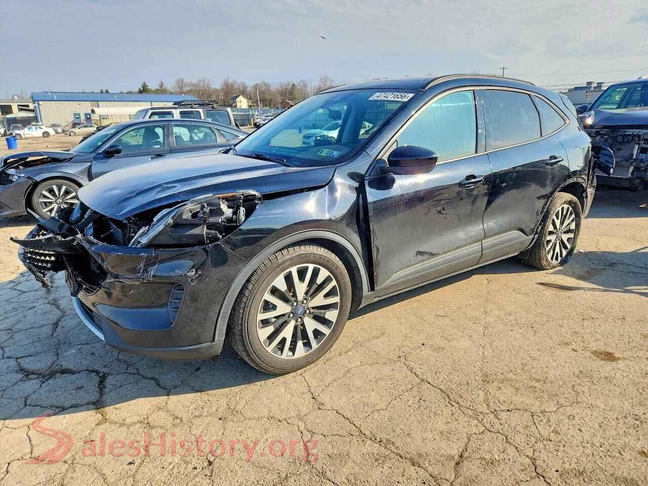 2020 FORD ESCAPE — VIN 1FMCU0BZ3LUB81018