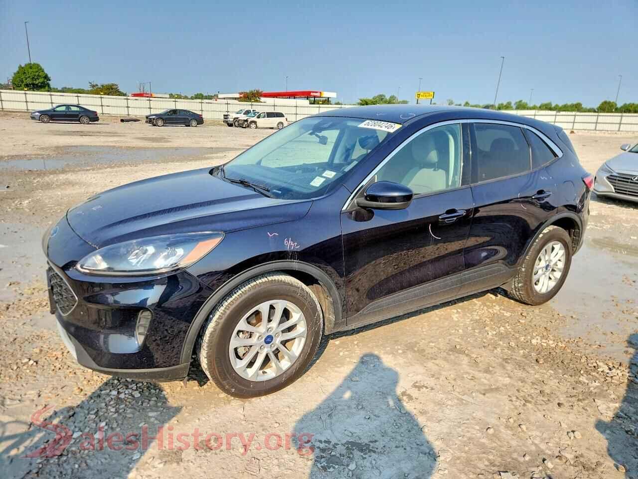 2021 FORD ESCAPE — VIN 1FMCU0BZ5MUA39609