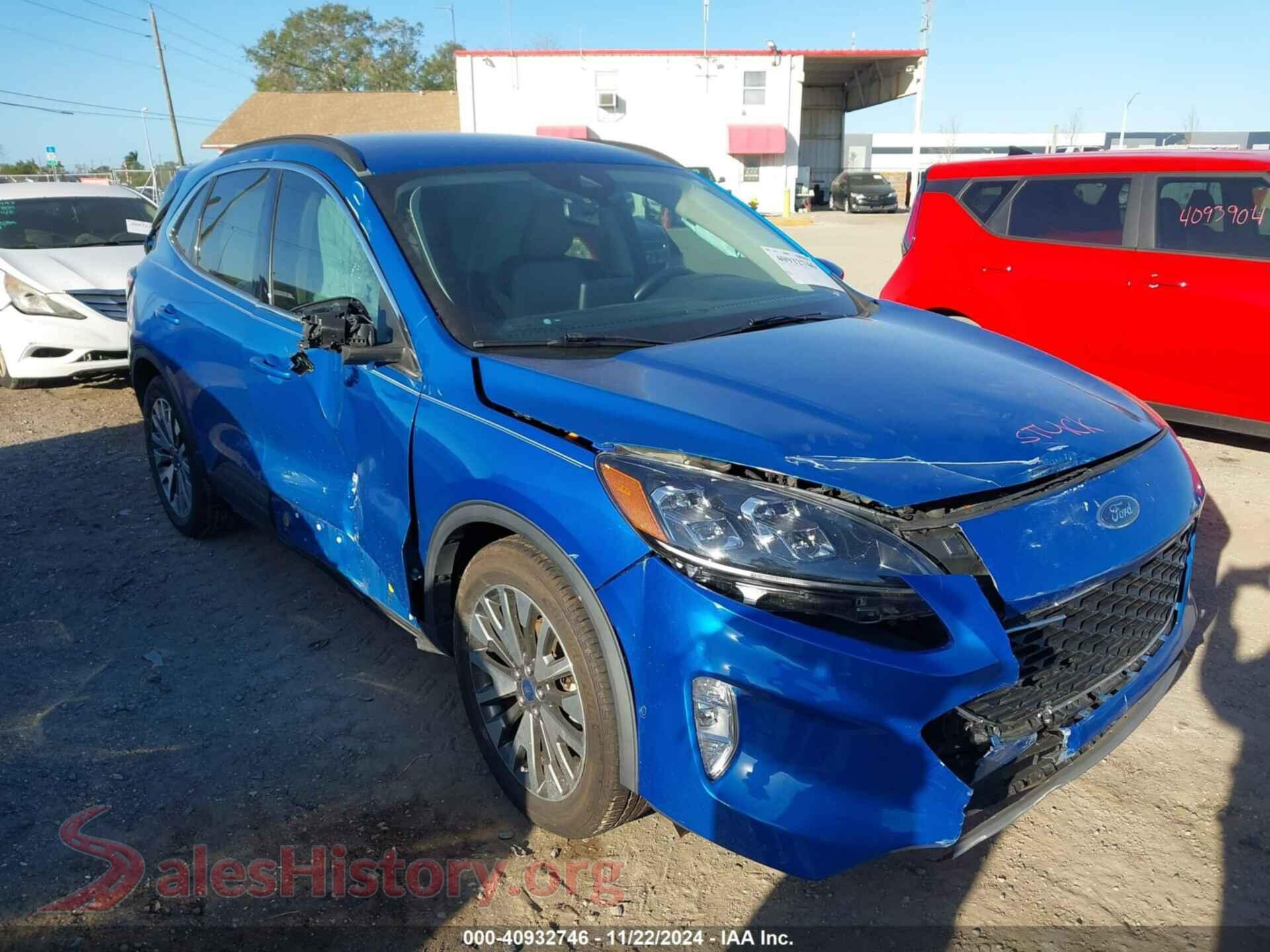 2020 FORD ESCAPE — VIN 1FMCU0DZ5LUC25310