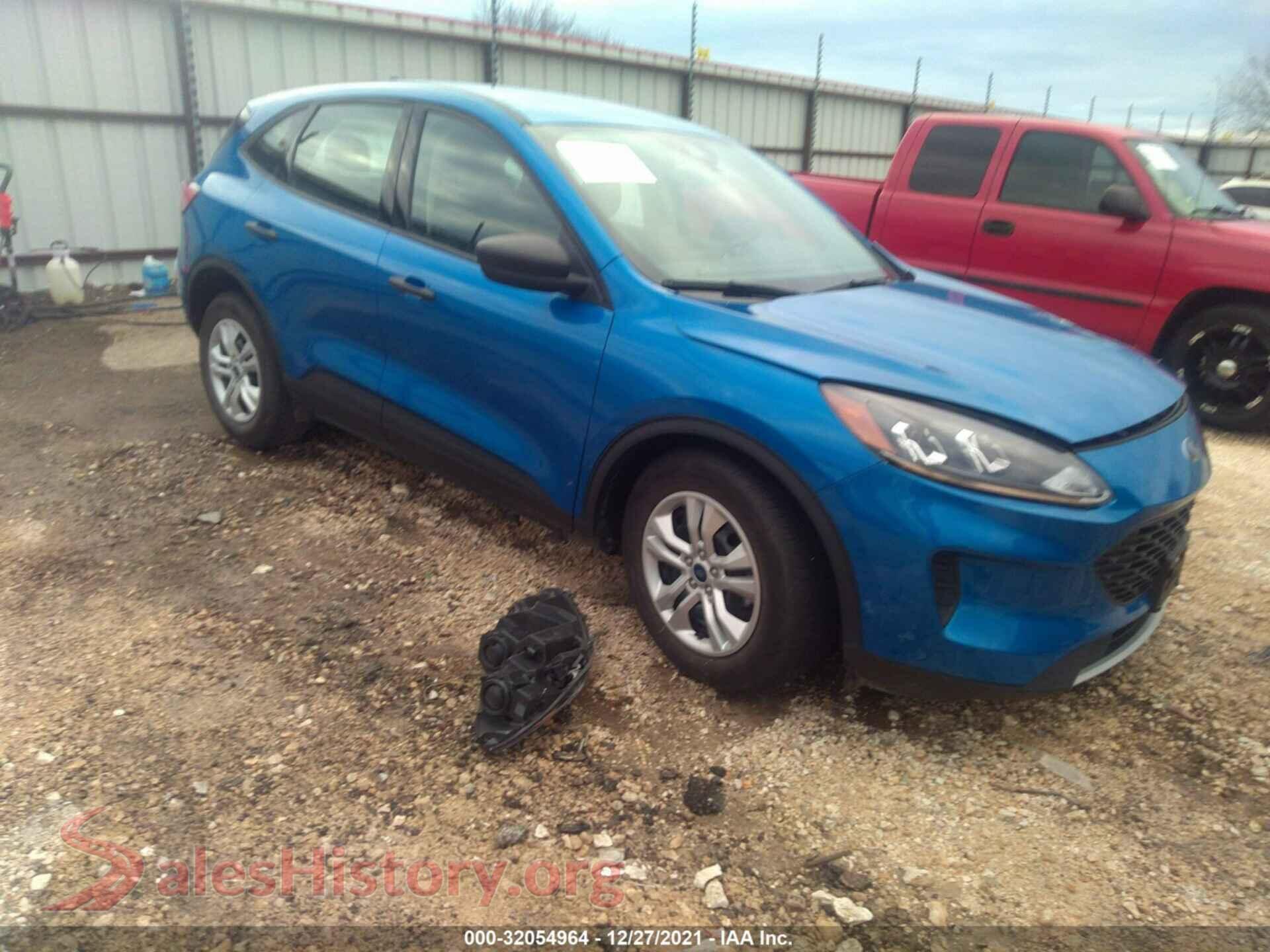 2020 FORD ESCAPE — VIN 1FMCU0F69LUC52397