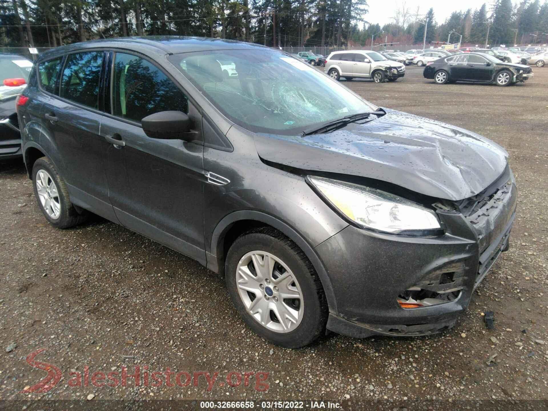 2016 FORD ESCAPE — VIN 1FMCU0F74GUC60681