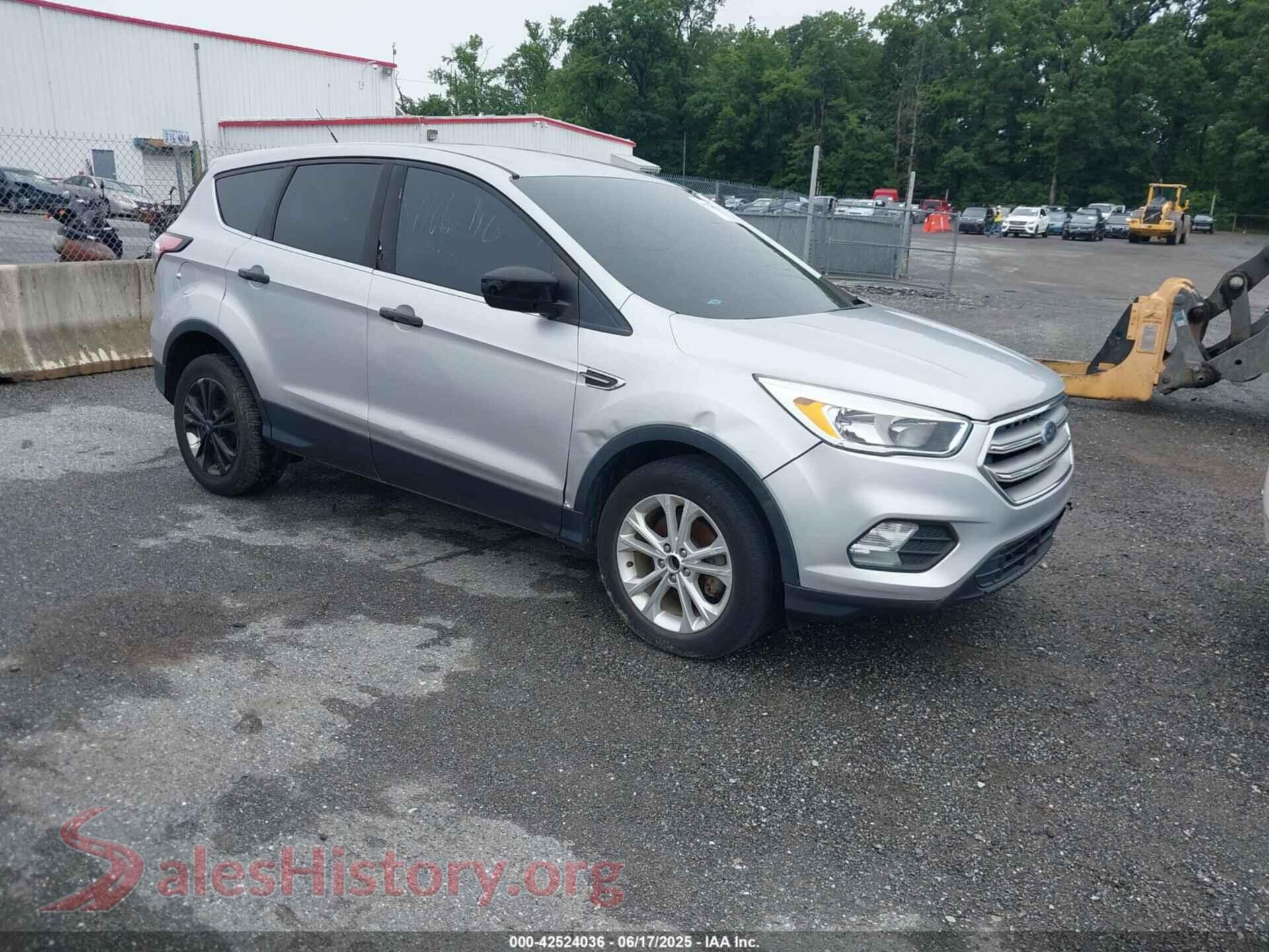 2017 FORD ESCAPE — VIN 1FMCU0GD6HUE69894