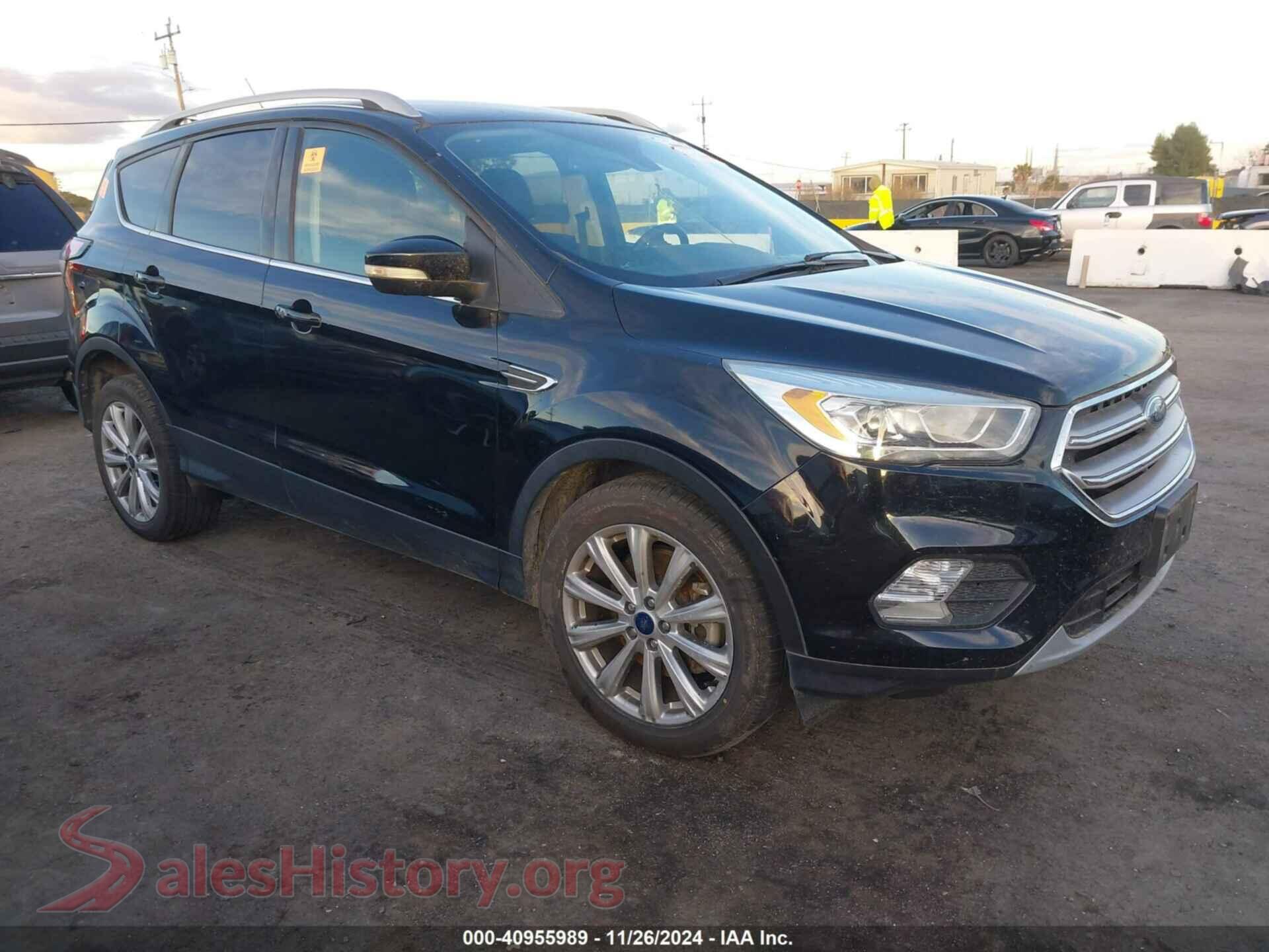 2017 FORD ESCAPE — VIN 1FMCU0J96HUB45087