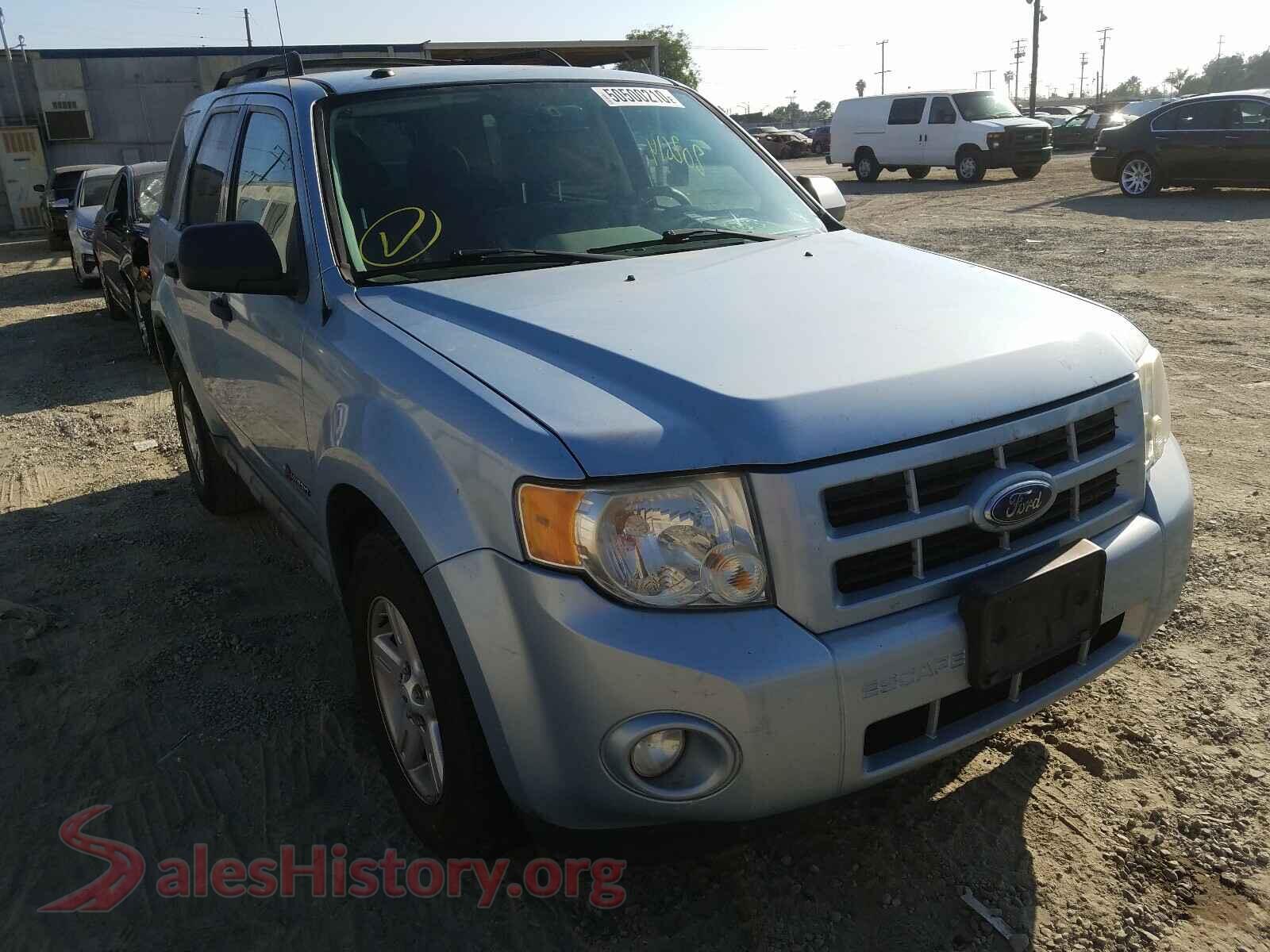 2009 FORD ESCAPE — VIN 1FMCU49329KA89444