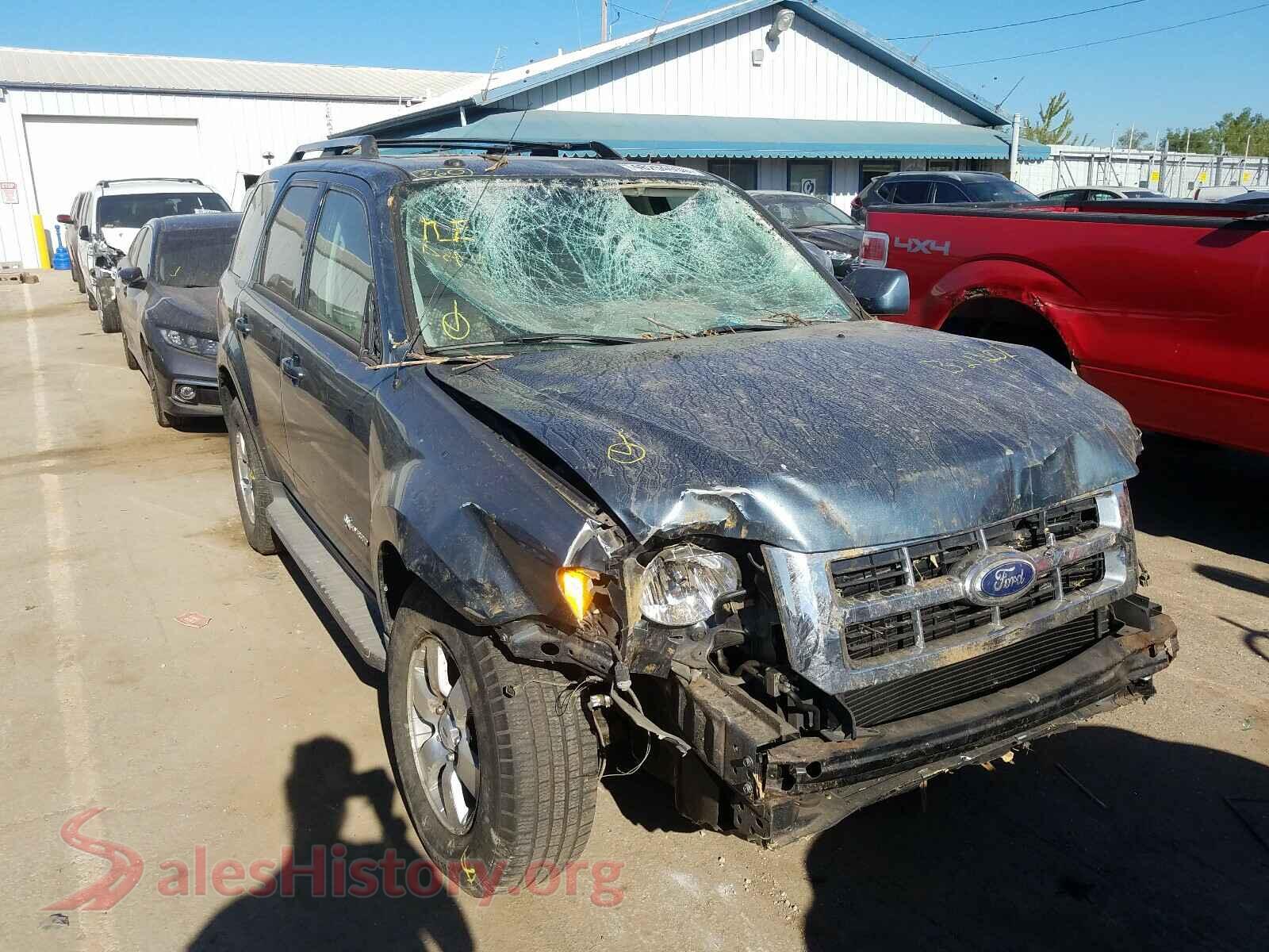 2010 FORD ESCAPE — VIN 1FMCU4K3XAKB21202