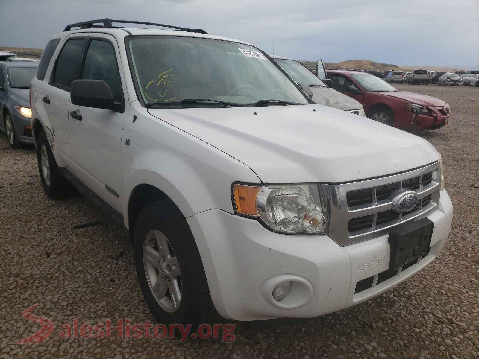 2008 FORD ESCAPE — VIN 1FMCU59H08KB27589