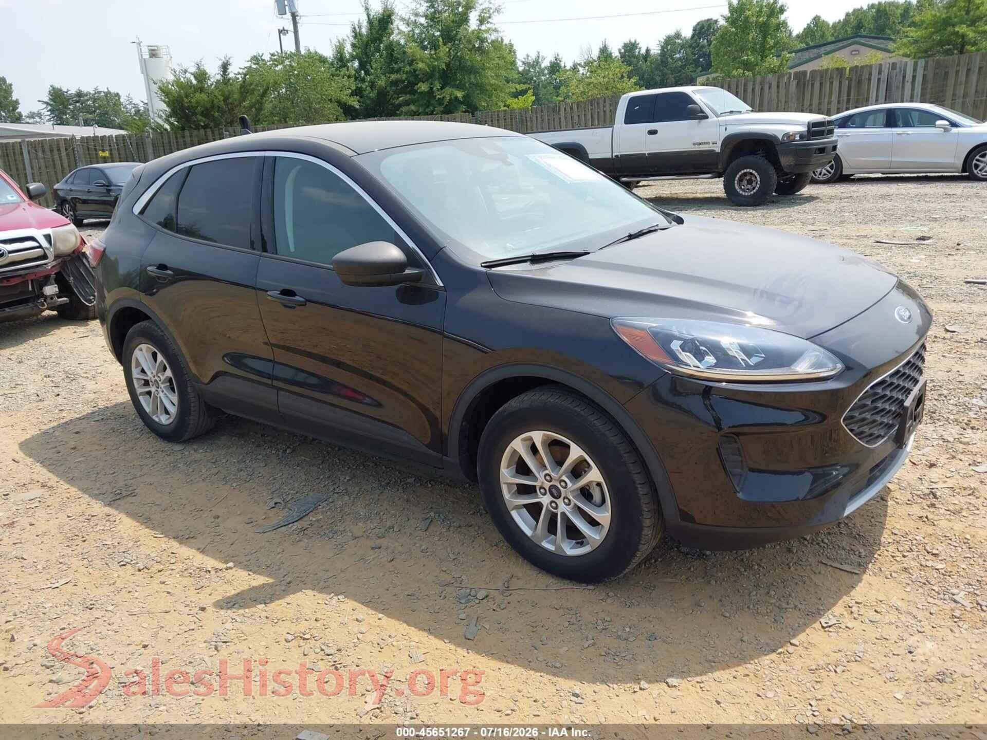 2022 FORD ESCAPE — VIN 1FMCU9BZ3NUA40683