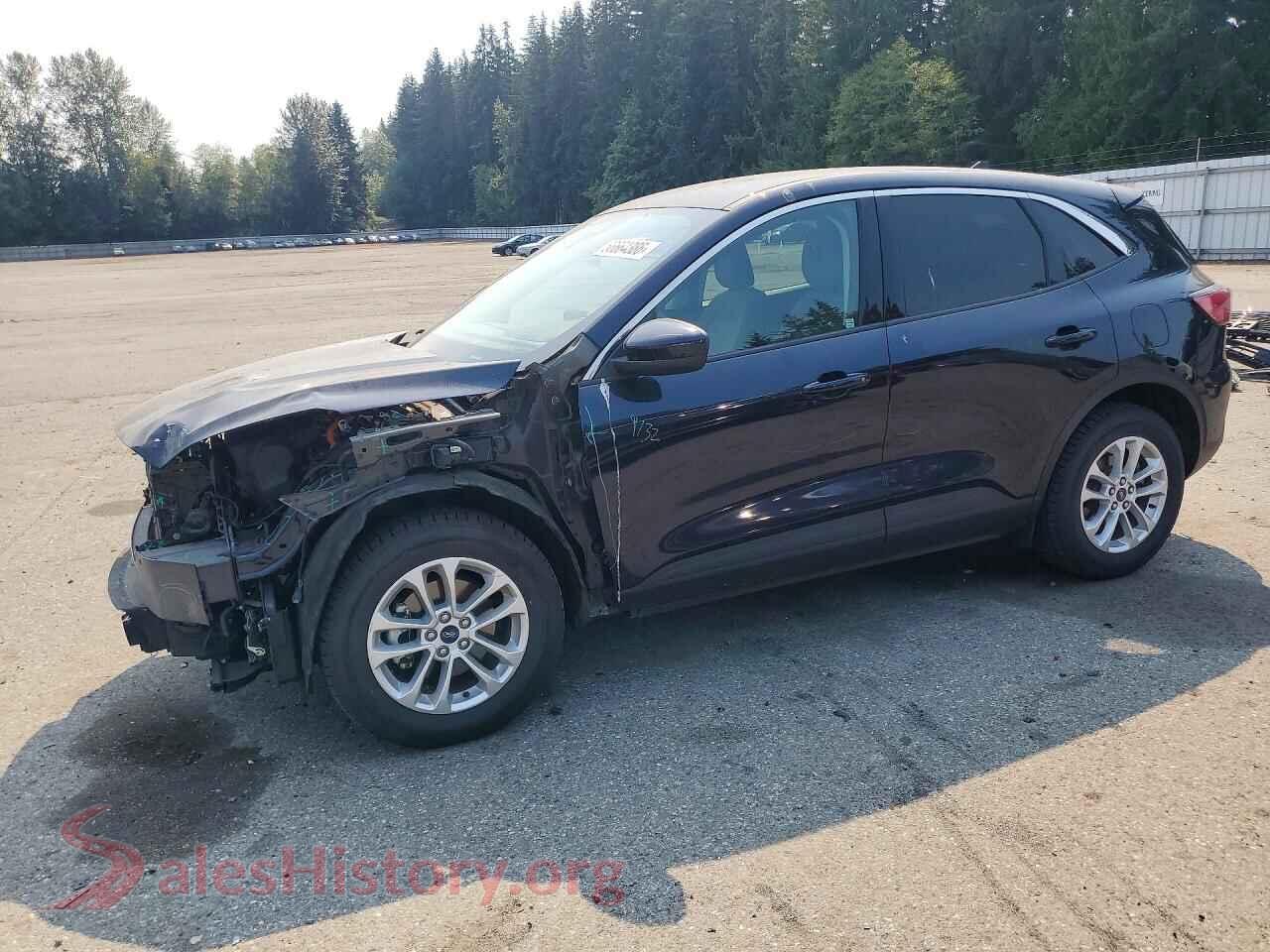 2021 FORD ESCAPE — VIN 1FMCU9BZ6MUA21527