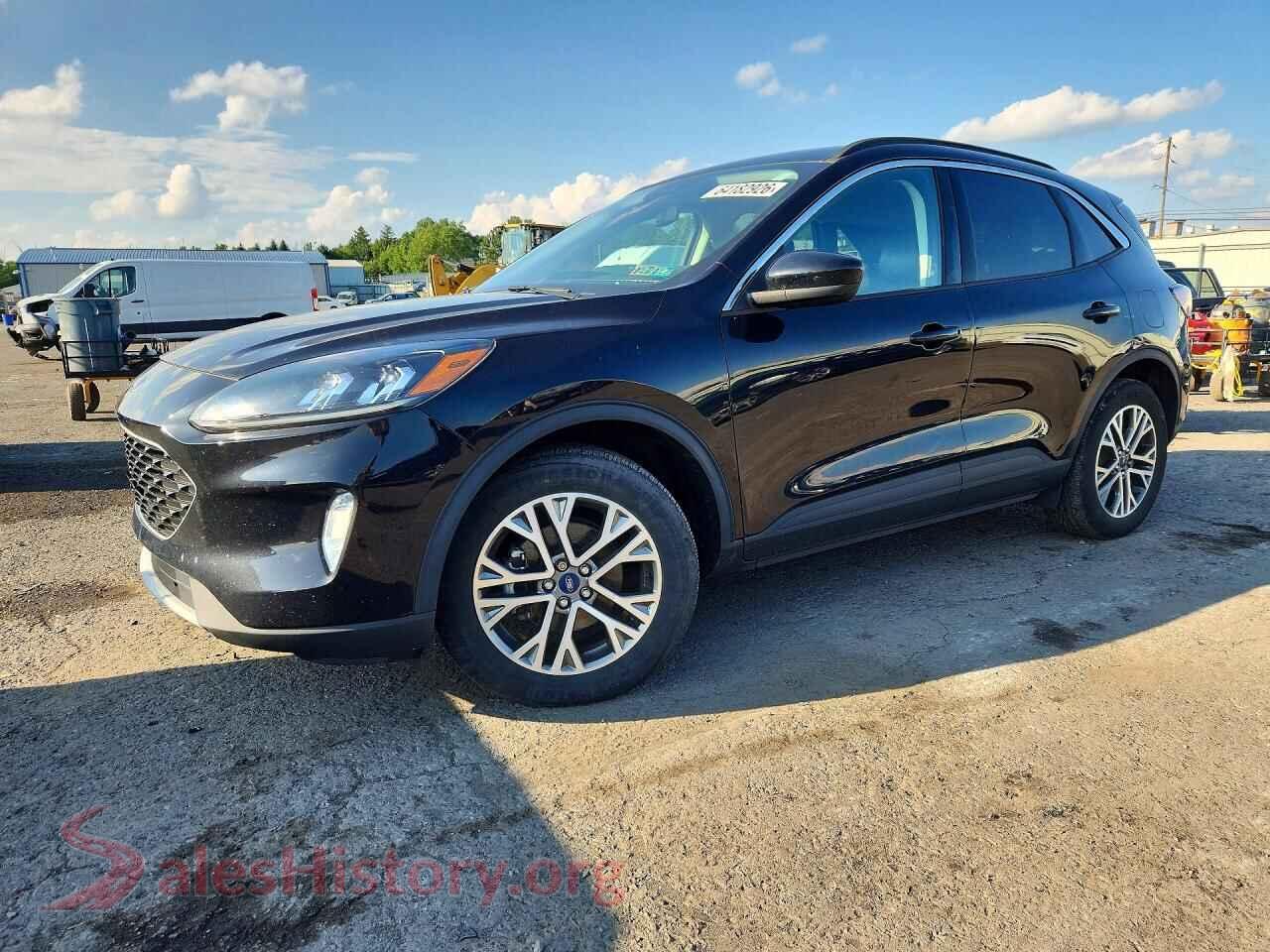 2021 FORD ESCAPE — VIN 1FMCU9CZ2MUA07672