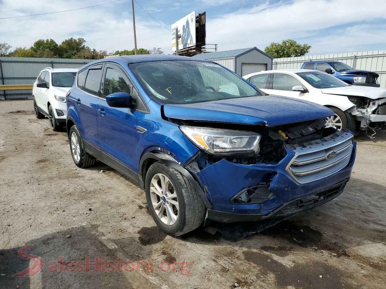 2017 FORD ESCAPE — VIN 1FMCU9G91HUE93231