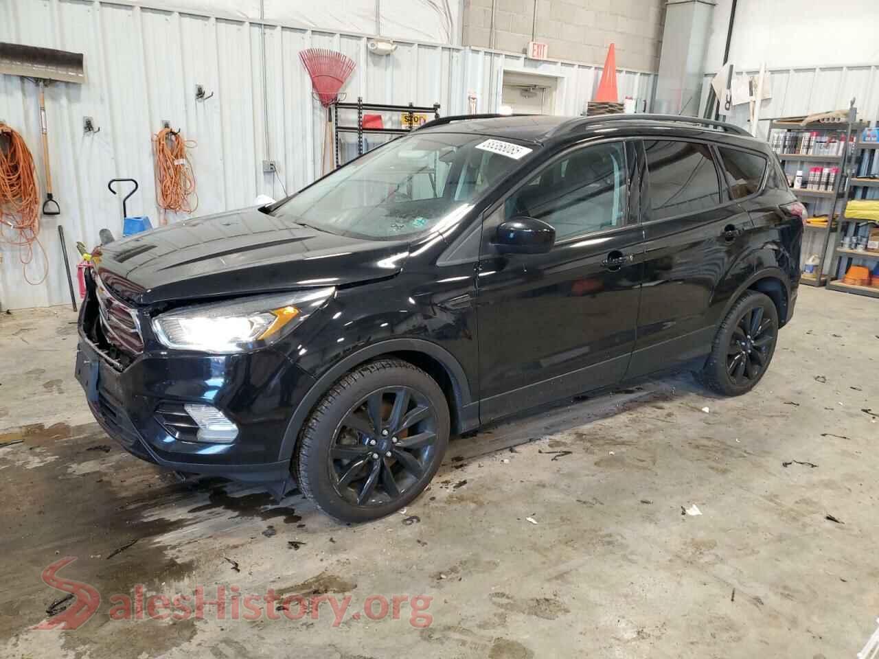 2017 FORD ESCAPE — VIN 1FMCU9G92HUE31594