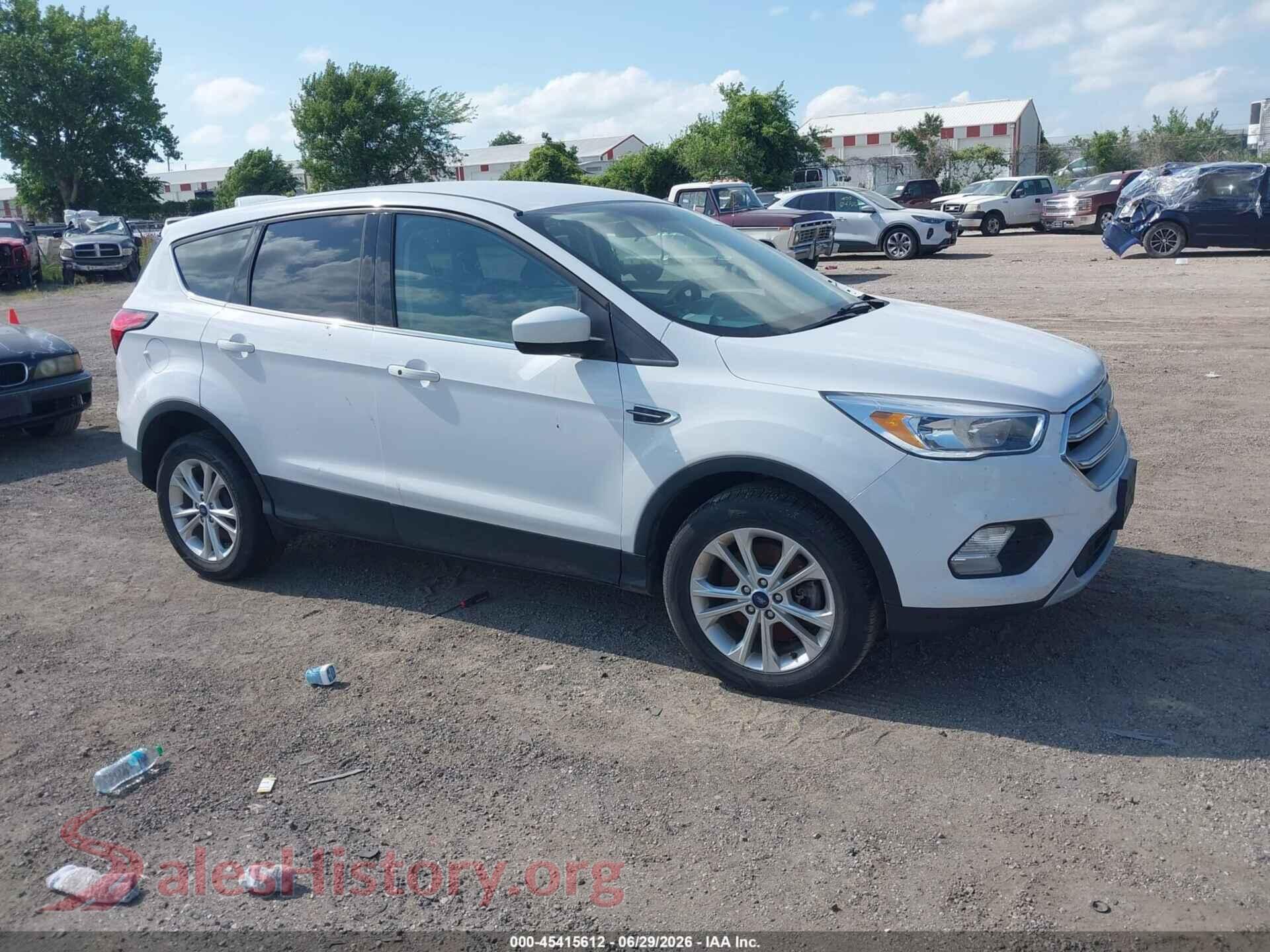 2019 FORD ESCAPE — VIN 1FMCU9GDXKUB31152