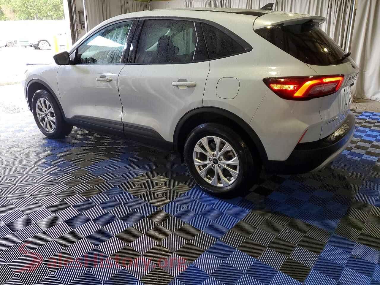 2025 FORD ESCAPE — VIN 1FMCU9GN2SUA85535