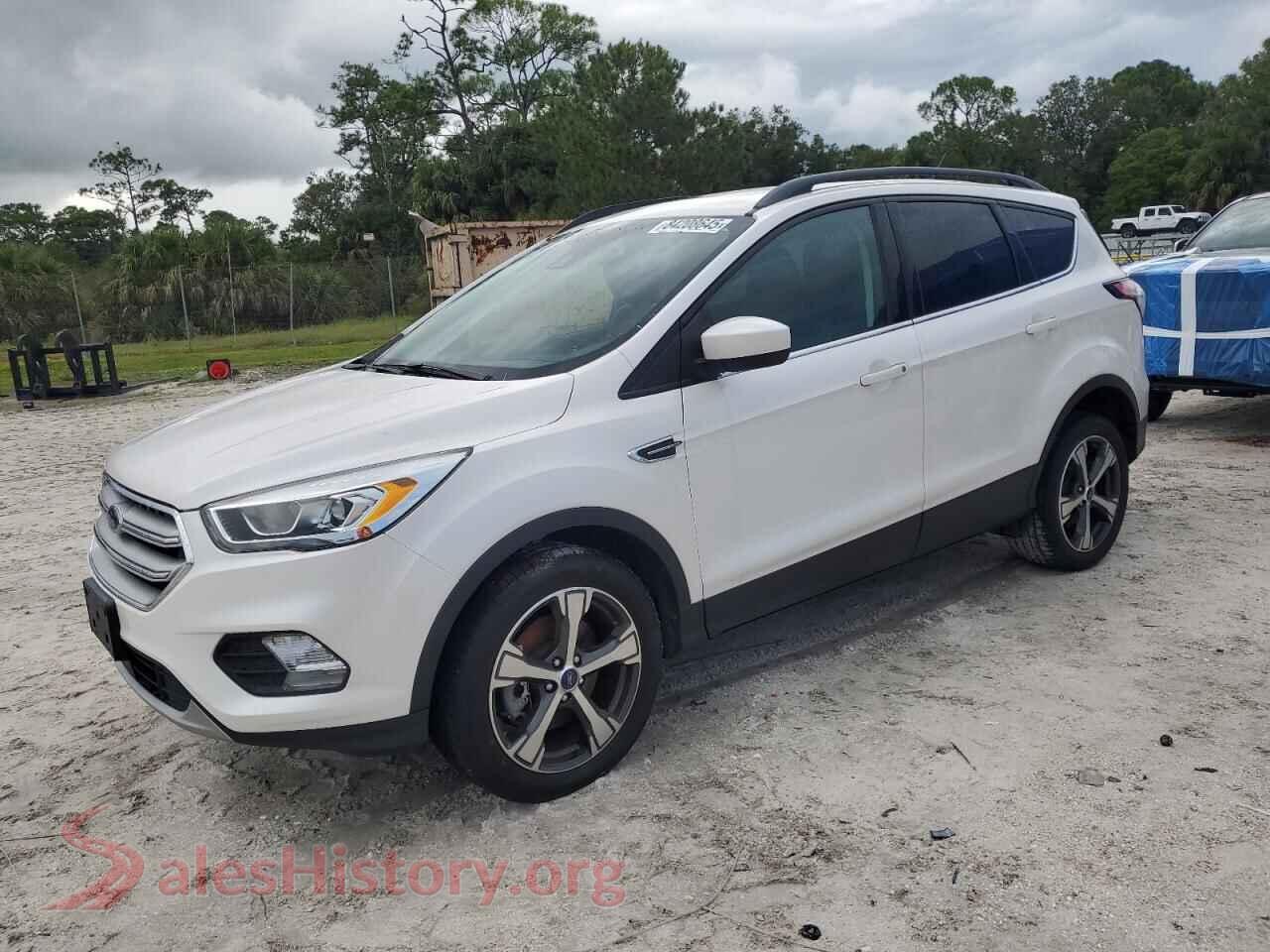 2018 FORD ESCAPE — VIN 1FMCU9HD6JUB42811