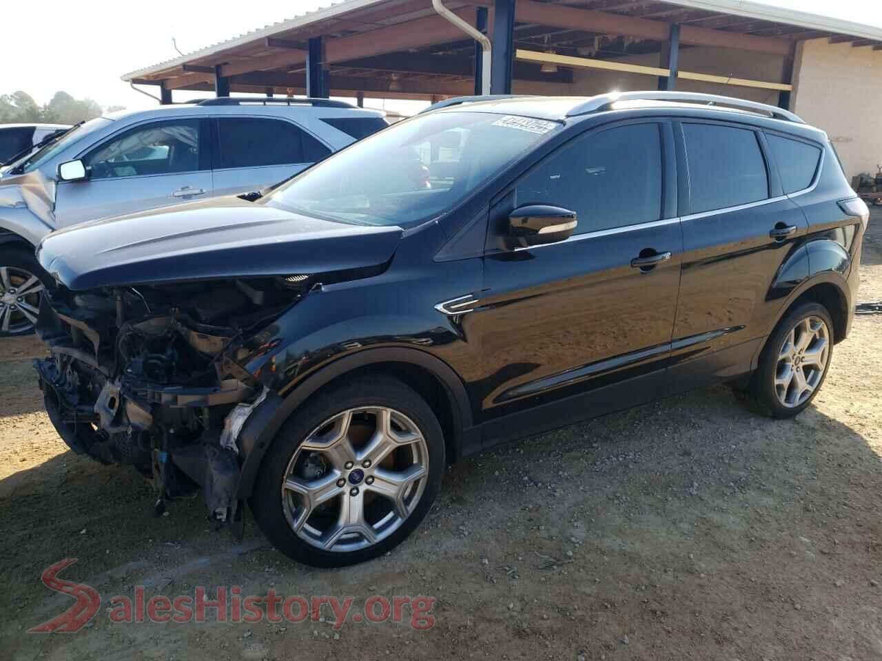 2018 FORD ESCAPE — VIN 1FMCU9J90JUC76090