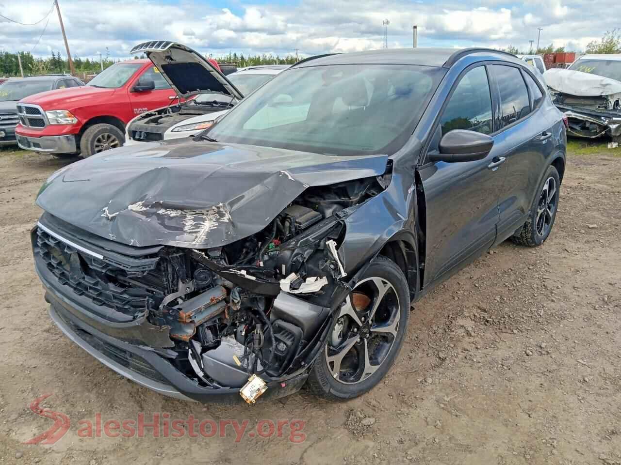 2025 FORD ESCAPE — VIN 1FMCU9NZ2SUA23171