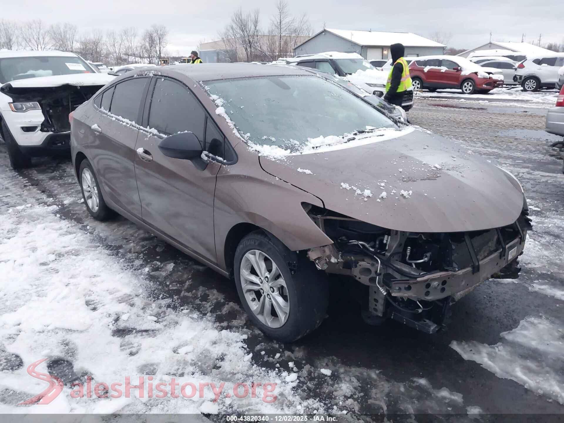 2019 CHEVROLET CRUZE — VIN 1G1BC5SM1K7127890