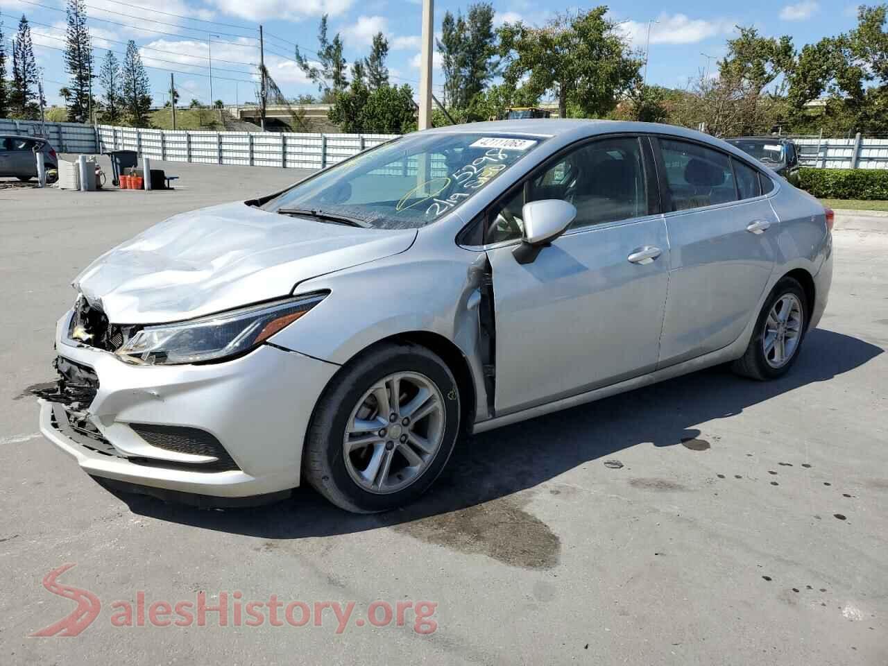 2018 CHEVROLET CRUZE — VIN 1G1BE5SM1J7175298