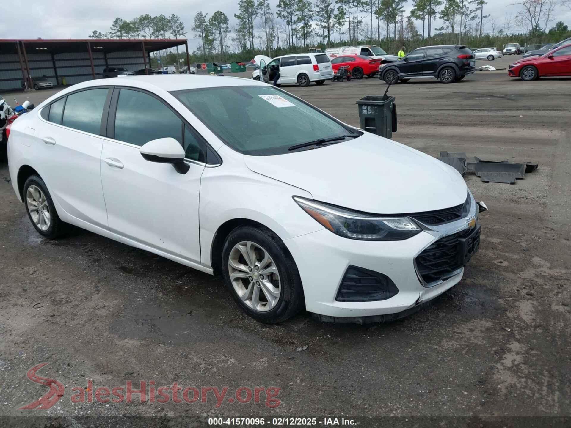 2019 CHEVROLET CRUZE — VIN 1G1BE5SMXK7110841