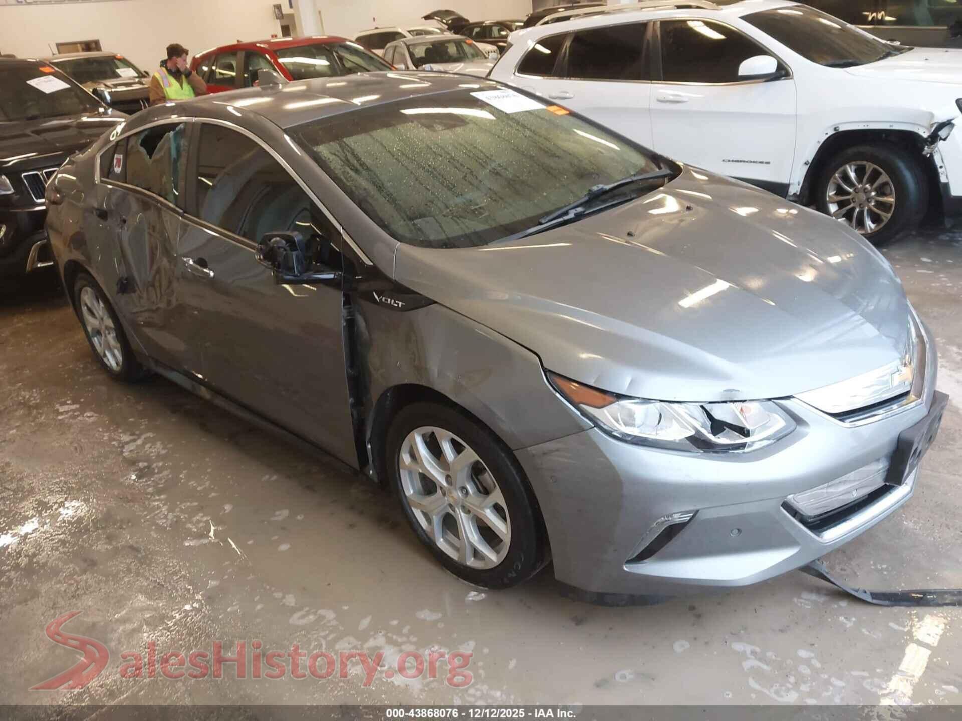 2018 CHEVROLET VOLT — VIN 1G1RB6S56JU156155