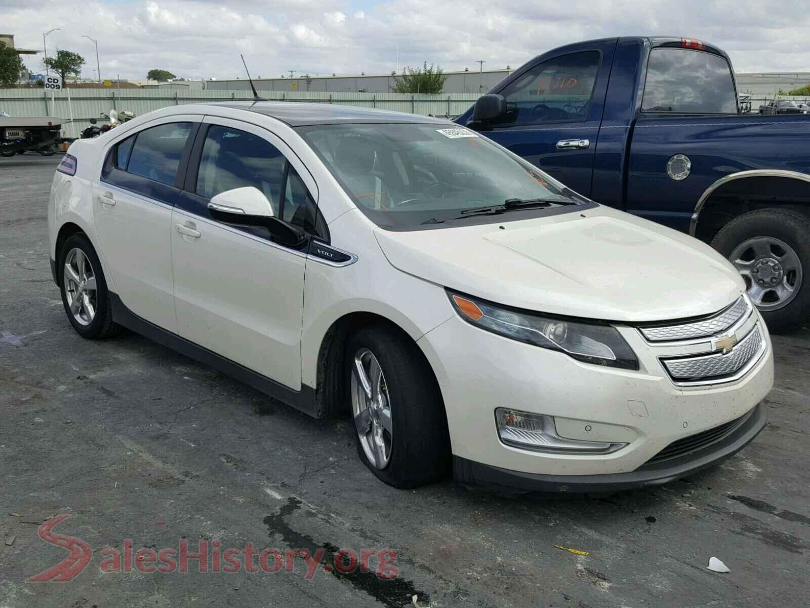 2012 CHEVROLET VOLT — VIN 1G1RD6E40CU102060