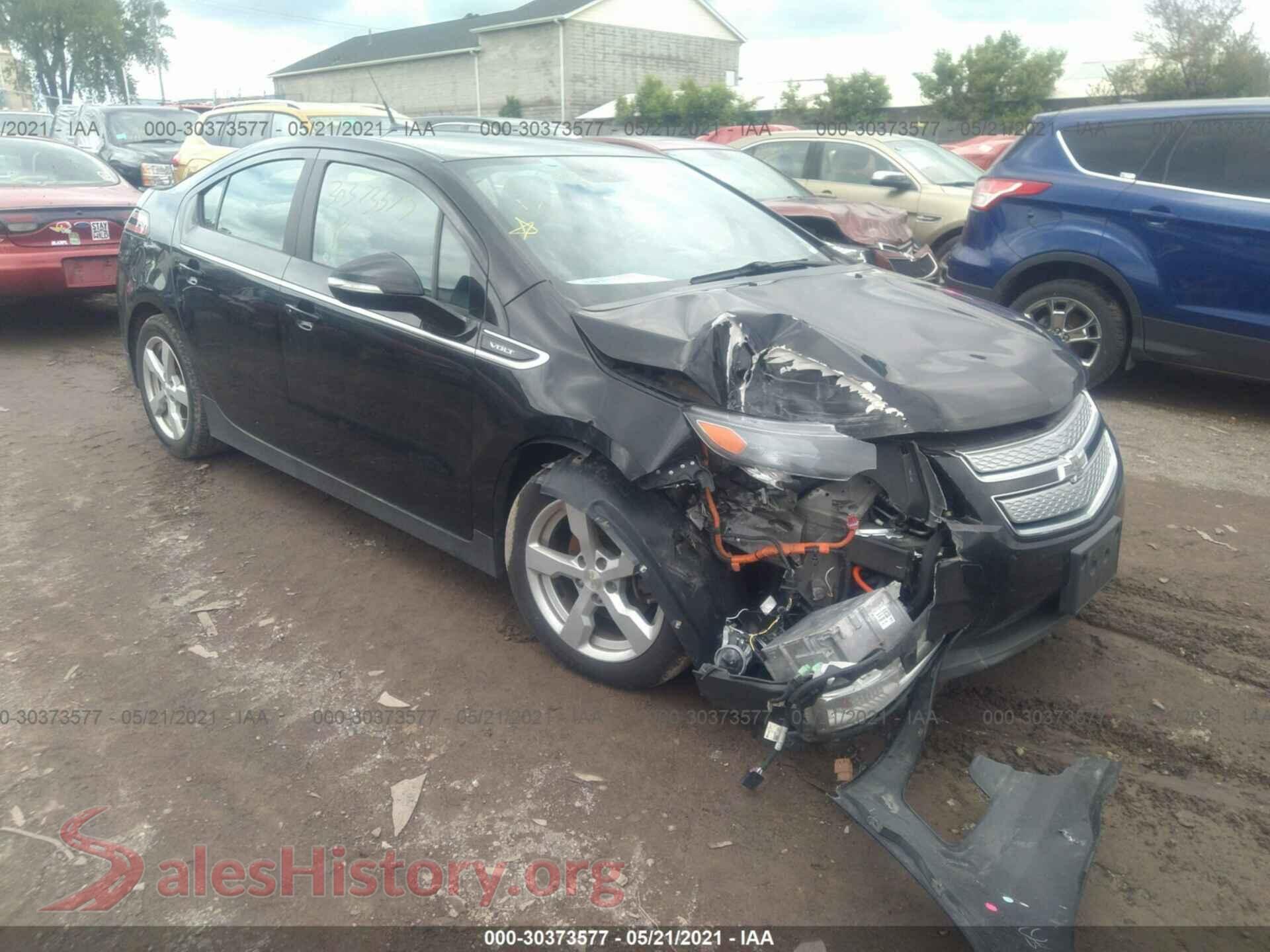 2014 CHEVROLET VOLT — VIN 1G1RD6E47EU135639