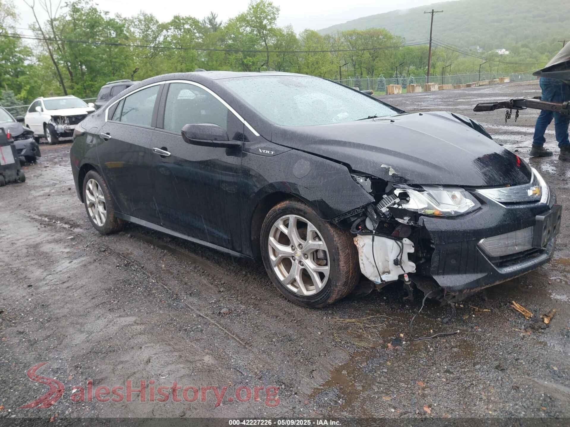 2017 CHEVROLET VOLT — VIN 1G1RD6S5XHU114169