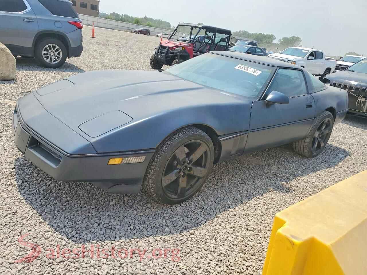 1989 CHEVROLET CORVETTE — VIN 1G1YY2184K5100077