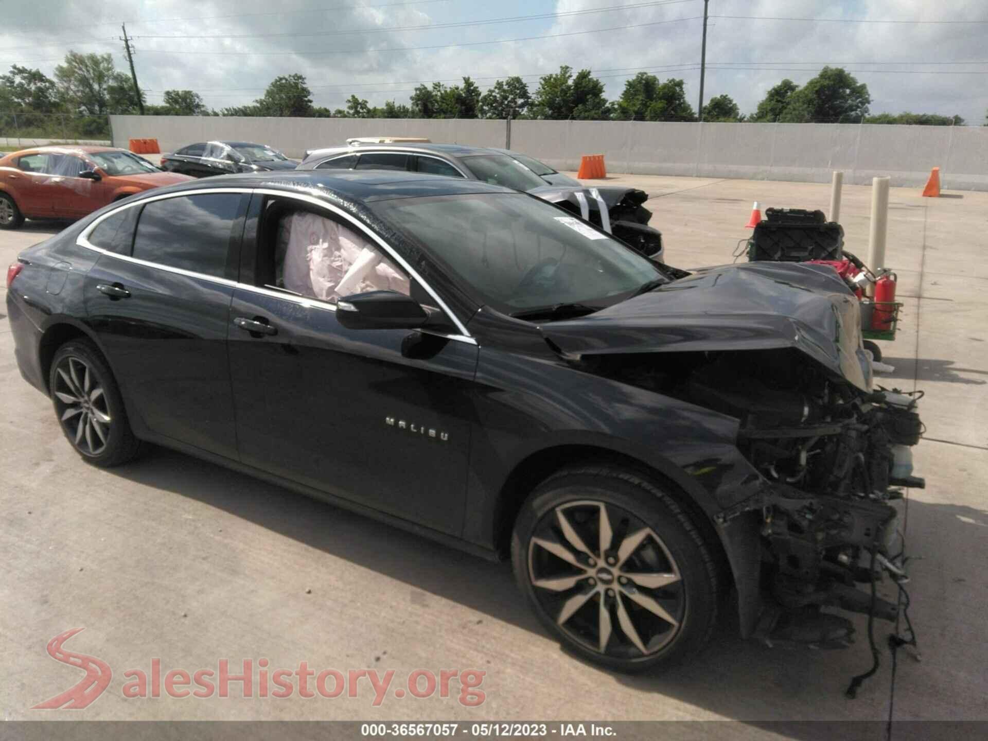 2018 CHEVROLET MALIBU — VIN 1G1ZD5ST3JF203696