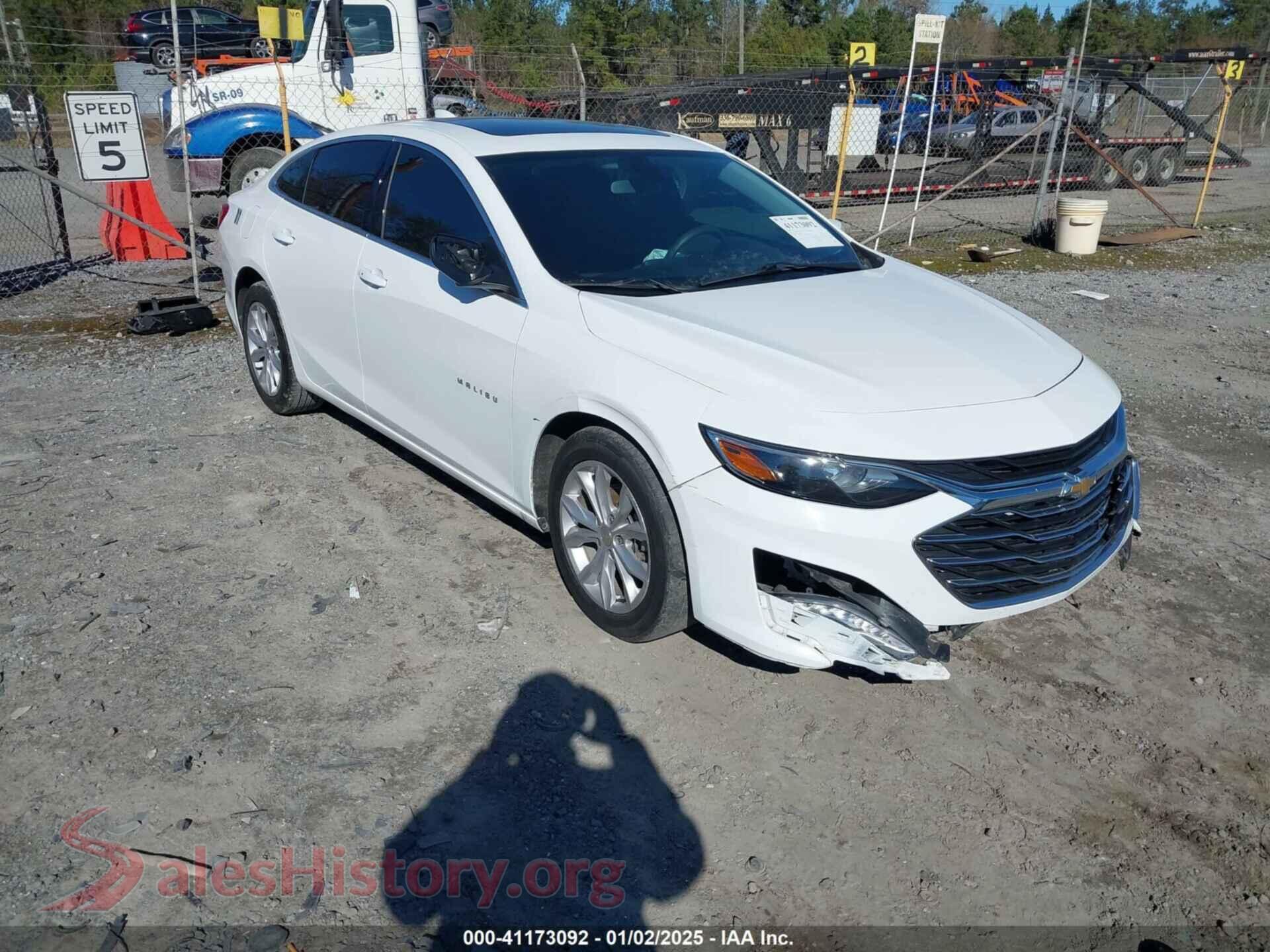 2020 CHEVROLET MALIBU — VIN 1G1ZD5ST4LF090070