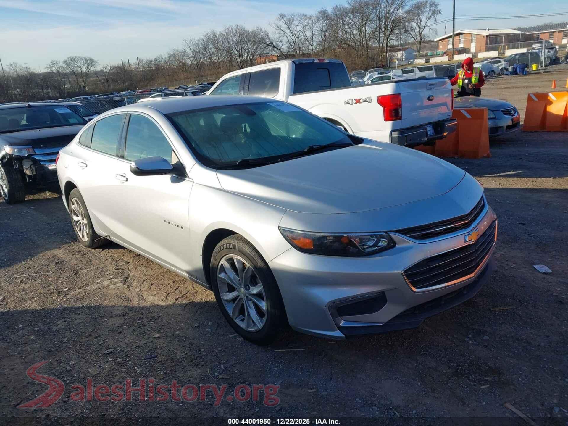 2018 CHEVROLET MALIBU — VIN 1G1ZD5ST7JF277509