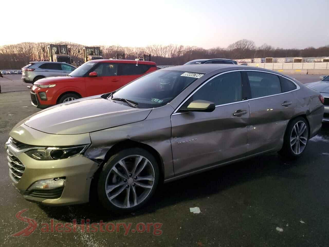 2022 CHEVROLET MALIBU — VIN 1G1ZD5ST9NF135636