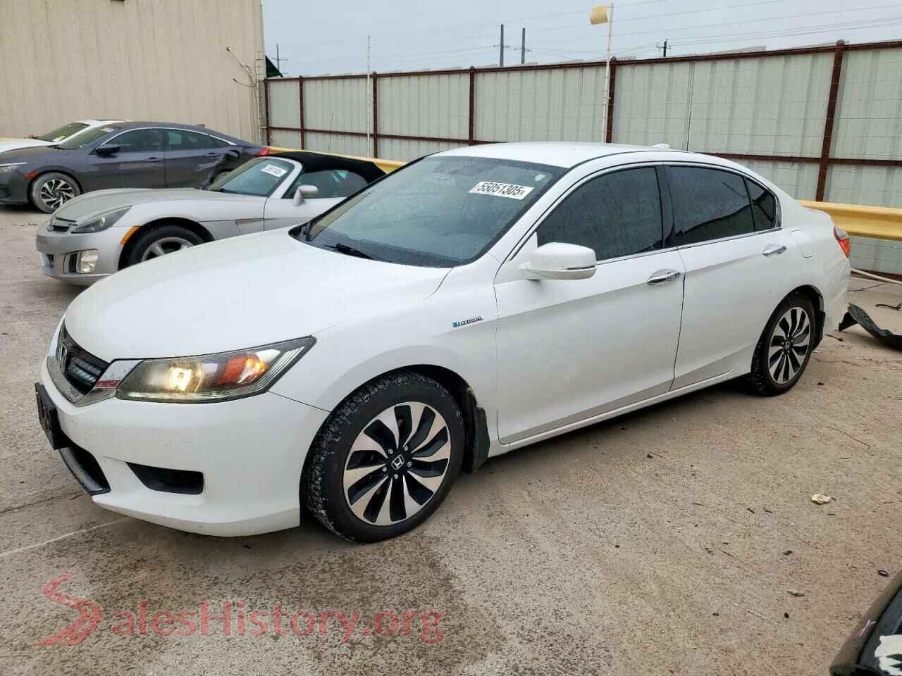 2014 HONDA ACCORD — VIN 1HGCR6F30EA009615