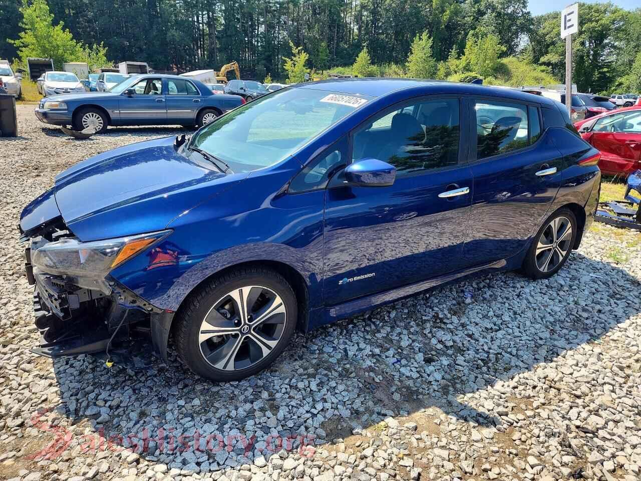 2018 NISSAN LEAF — VIN 1N4AZ1CPXJC303088