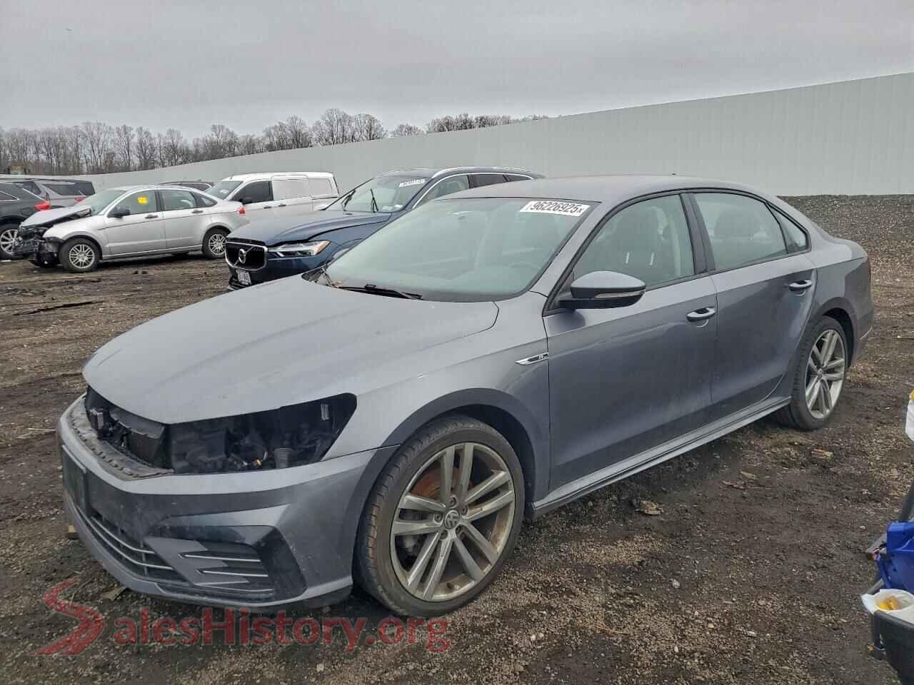 2018 VOLKSWAGEN PASSAT — VIN 1VWAA7A32JC011629