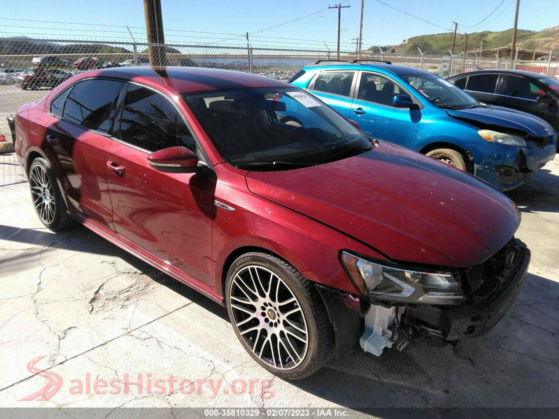 2018 VOLKSWAGEN PASSAT — VIN 1VWAA7A34JC020011