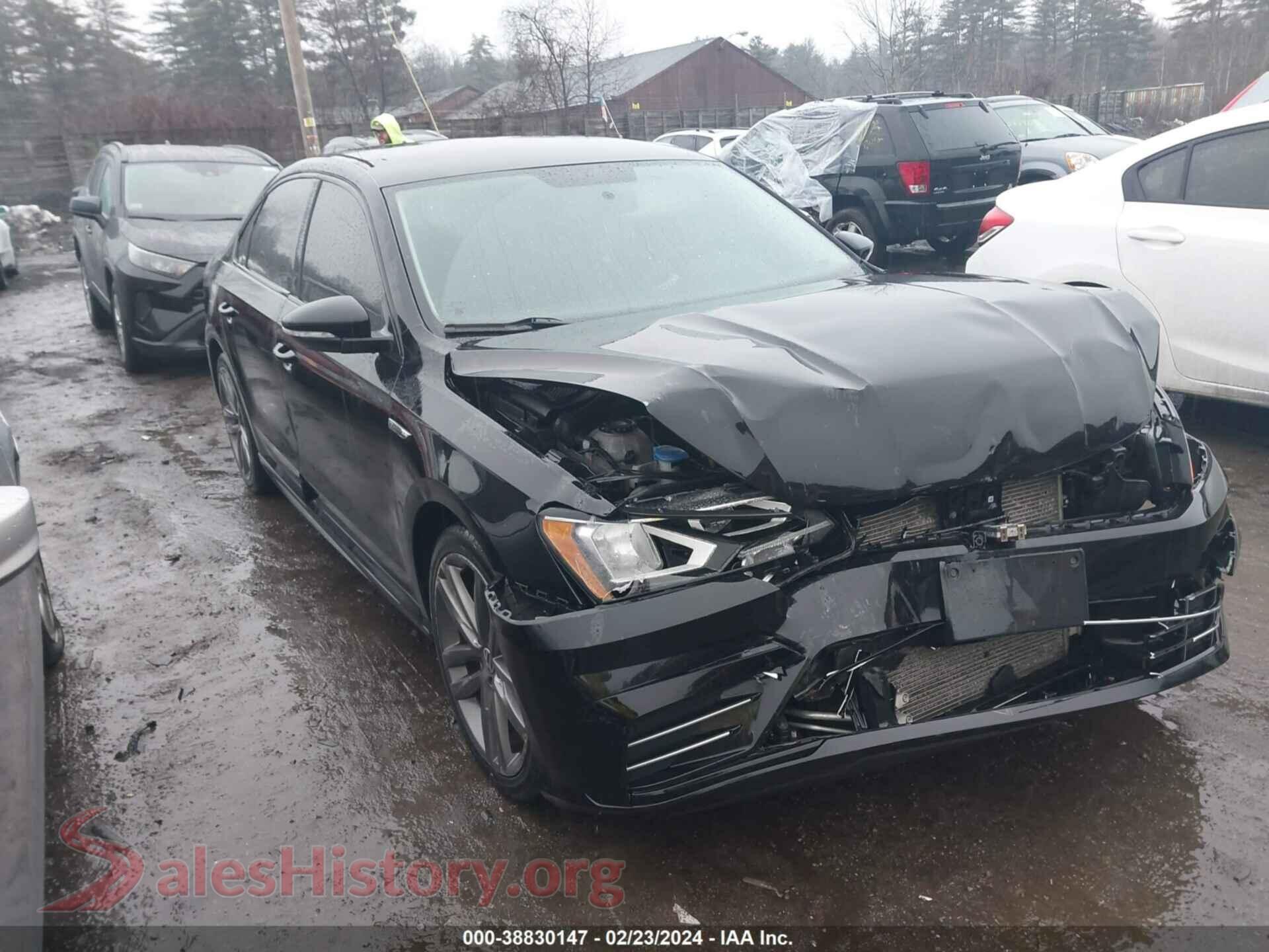 2018 VOLKSWAGEN PASSAT — VIN 1VWAA7A3XJC034933