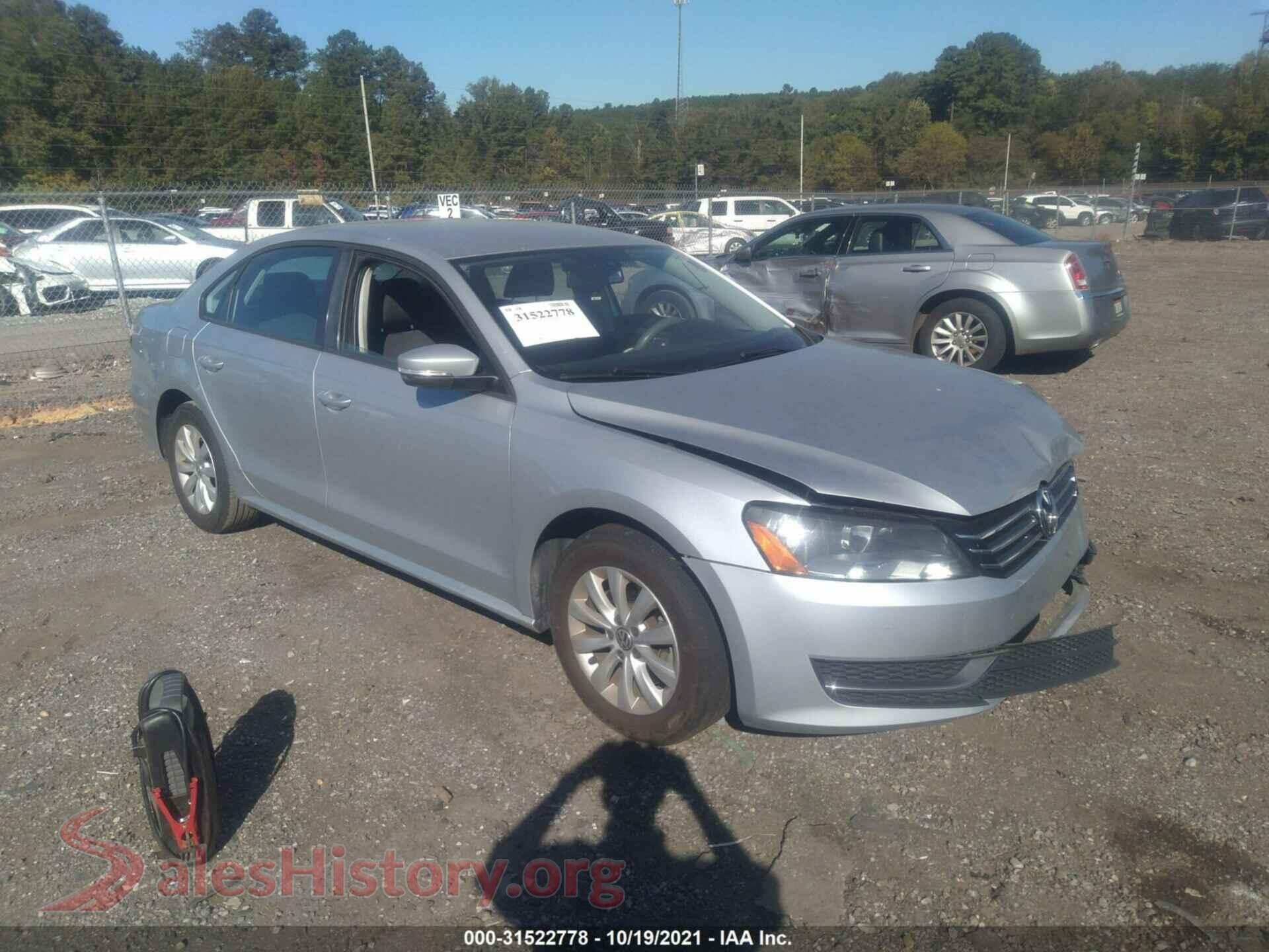2013 VOLKSWAGEN PASSAT — VIN 1VWAP7A34DC004135