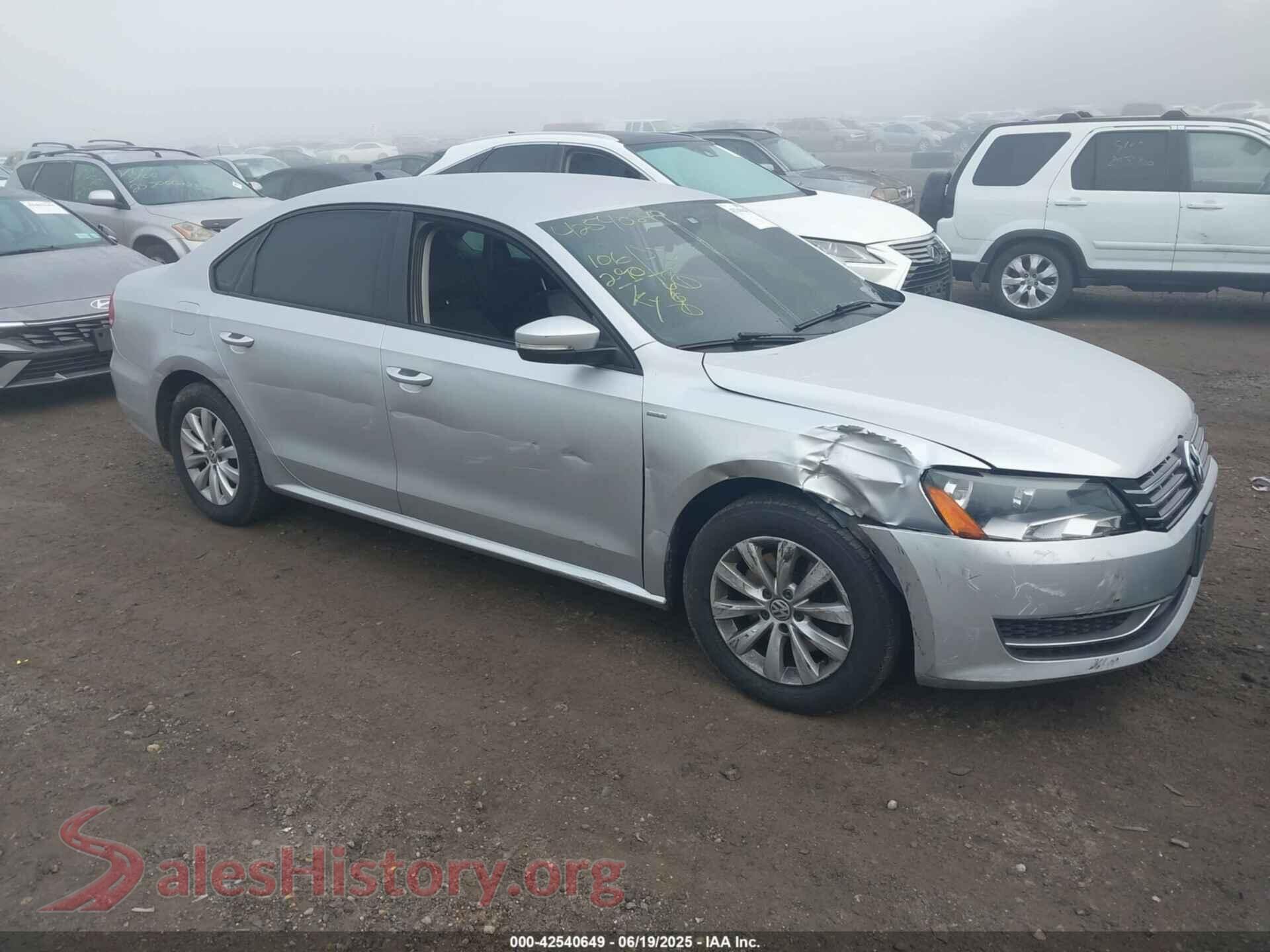 2015 VOLKSWAGEN PASSAT — VIN 1VWAT7A31FC005337
