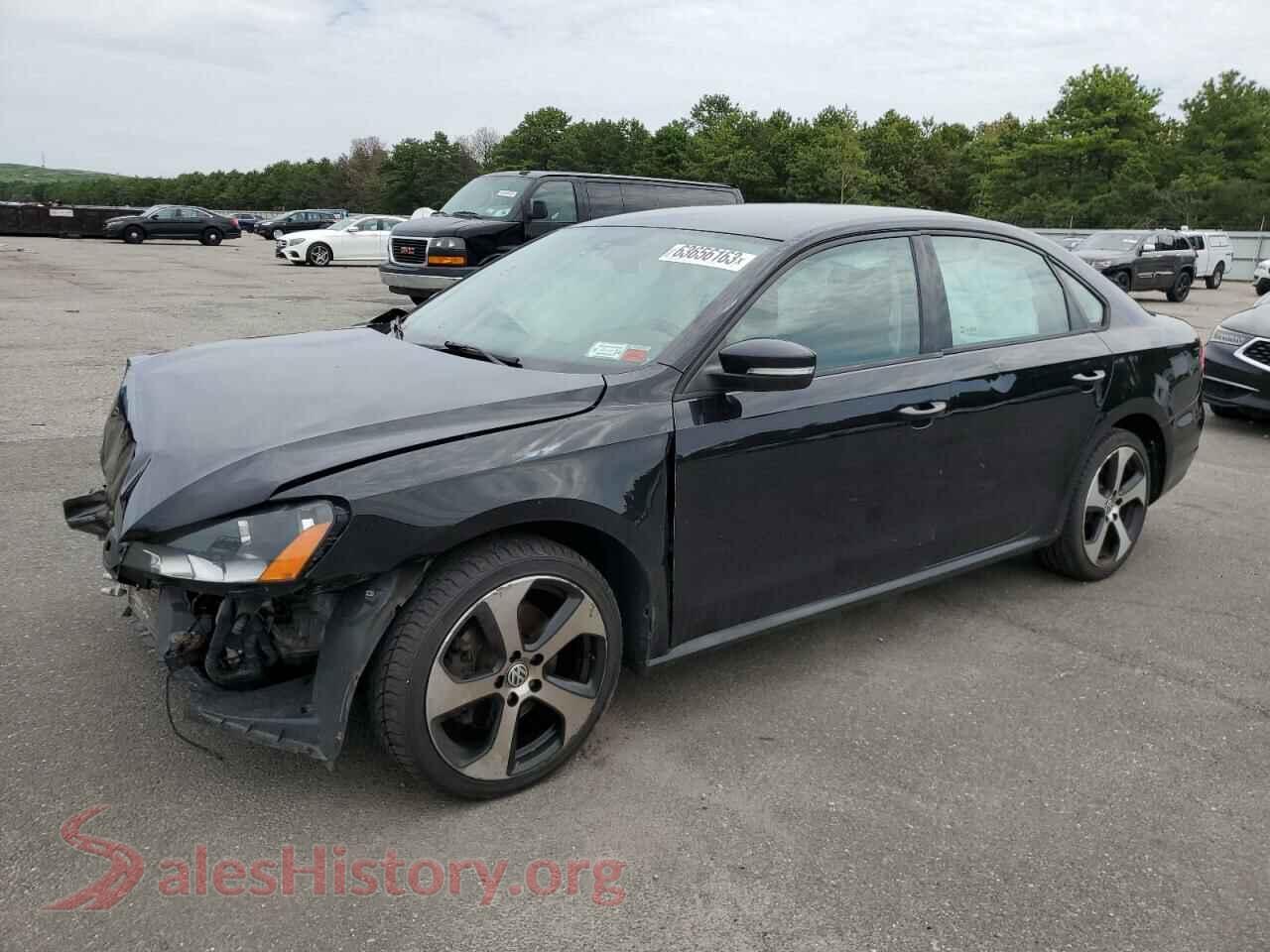 2015 VOLKSWAGEN PASSAT — VIN 1VWAT7A32FC069757