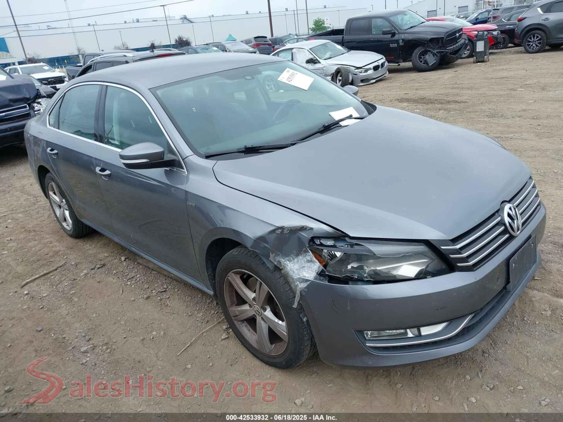 2015 VOLKSWAGEN PASSAT — VIN 1VWAT7A37FC111159