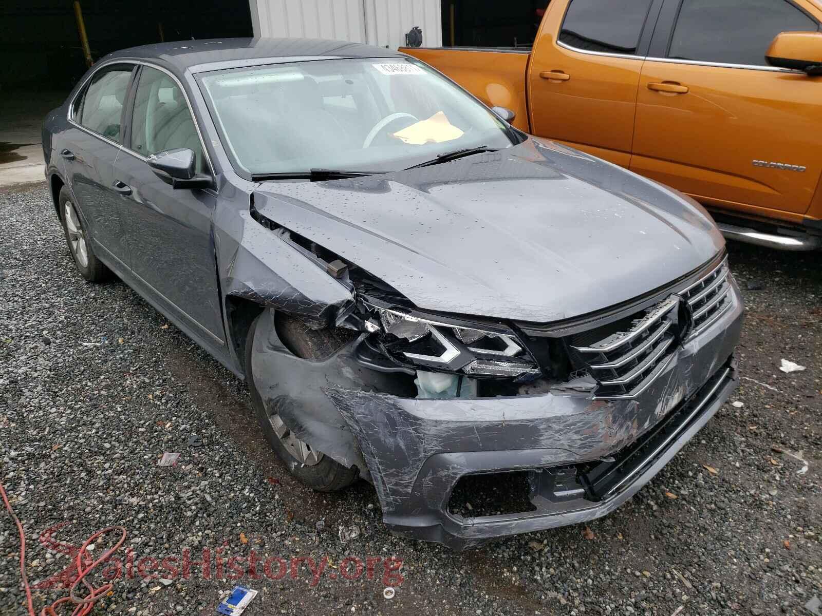 2017 VOLKSWAGEN PASSAT — VIN 1VWAT7A3XHC046021