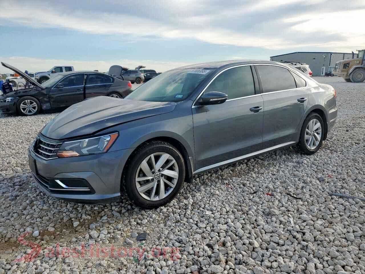2018 VOLKSWAGEN PASSAT — VIN 1VWBA7A39JC018100